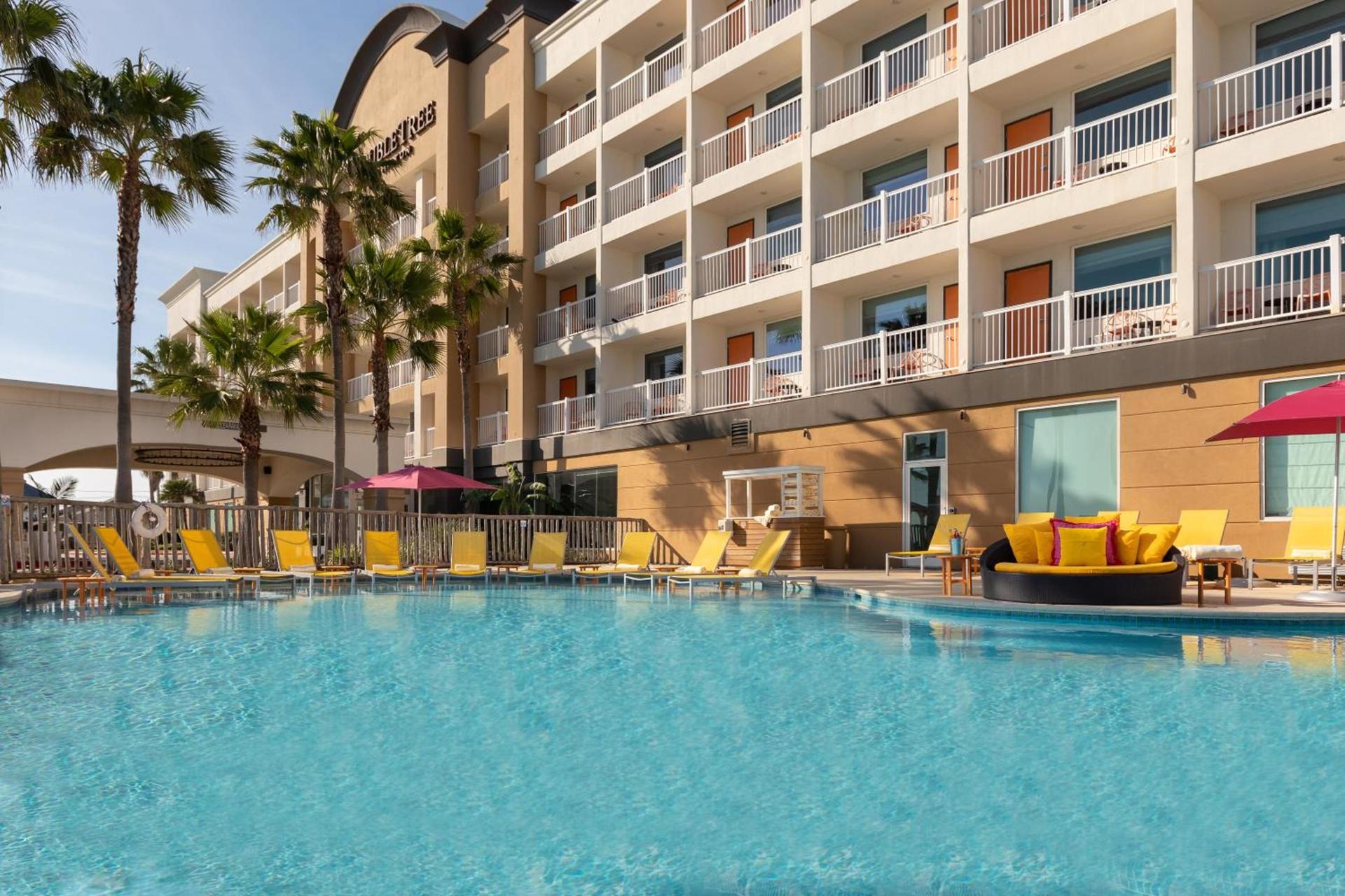 DoubleTree by Hilton Galveston Beach photo 71
