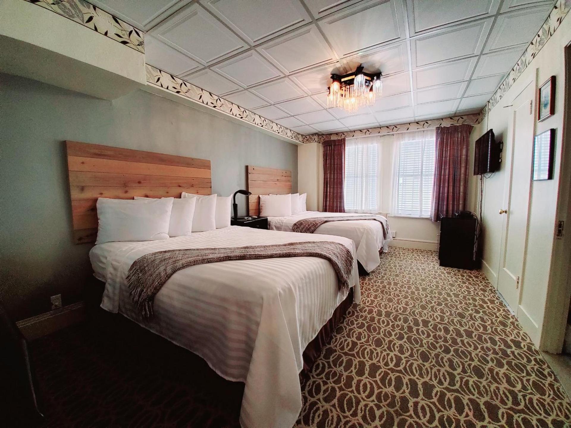 Hotel Nevada & Gambling Hall photo 17