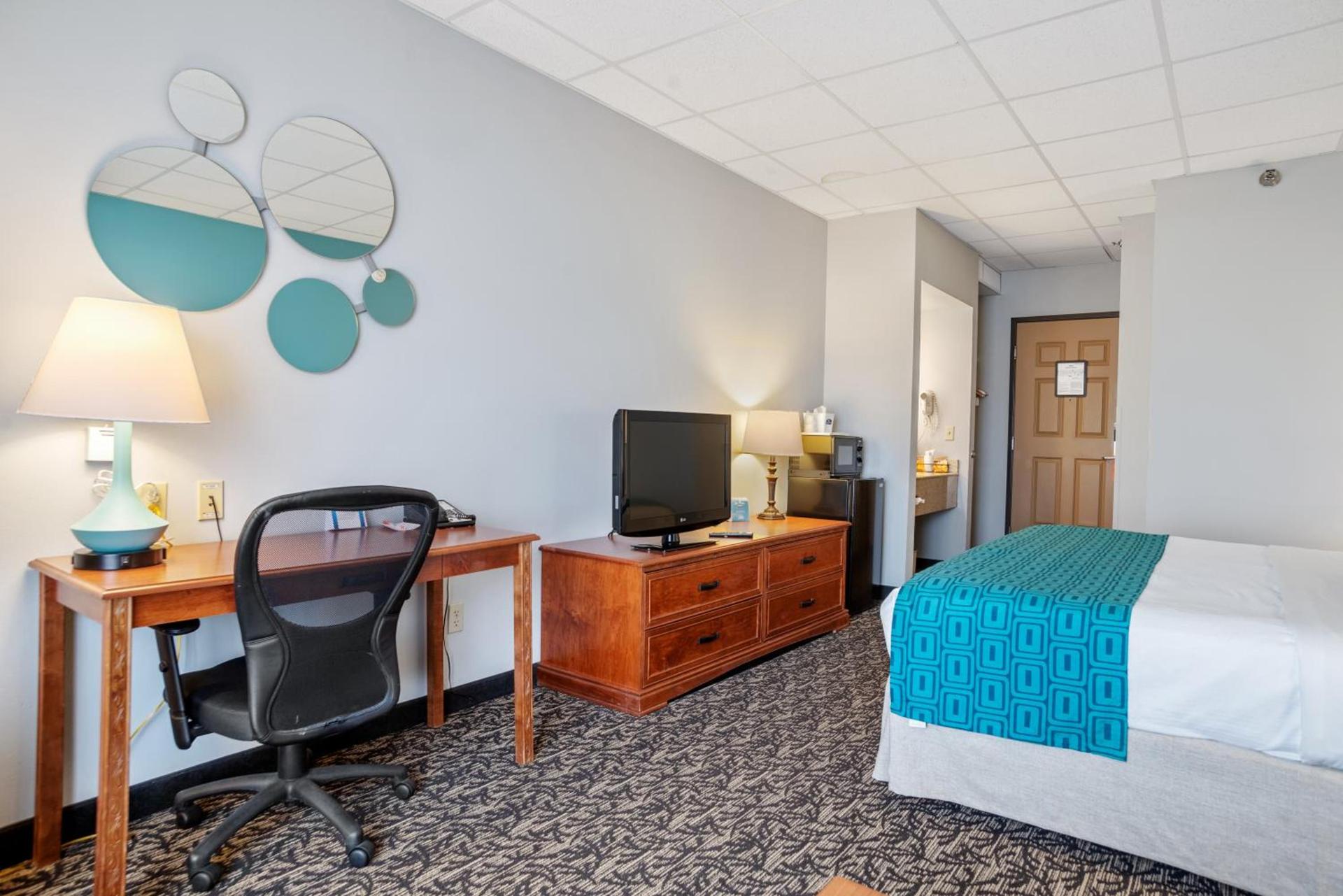 Elevation Inn & Suites, Trademark Collection by Wyndham Downtown Rapid City- Walking Distance To The Monument photo 70