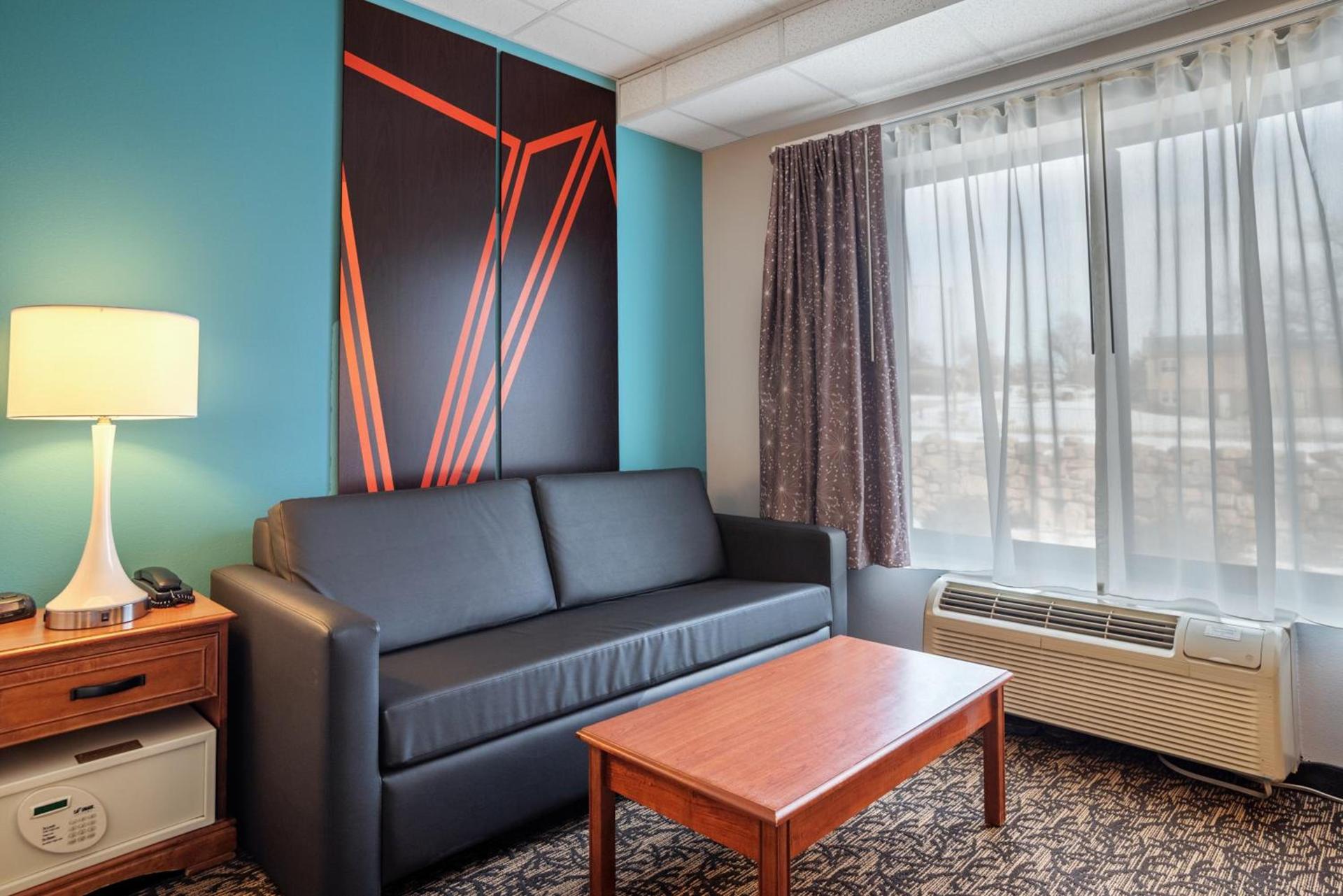 Elevation Inn & Suites, Trademark Collection by Wyndham Downtown Rapid City- Walking Distance To The Monument photo 71