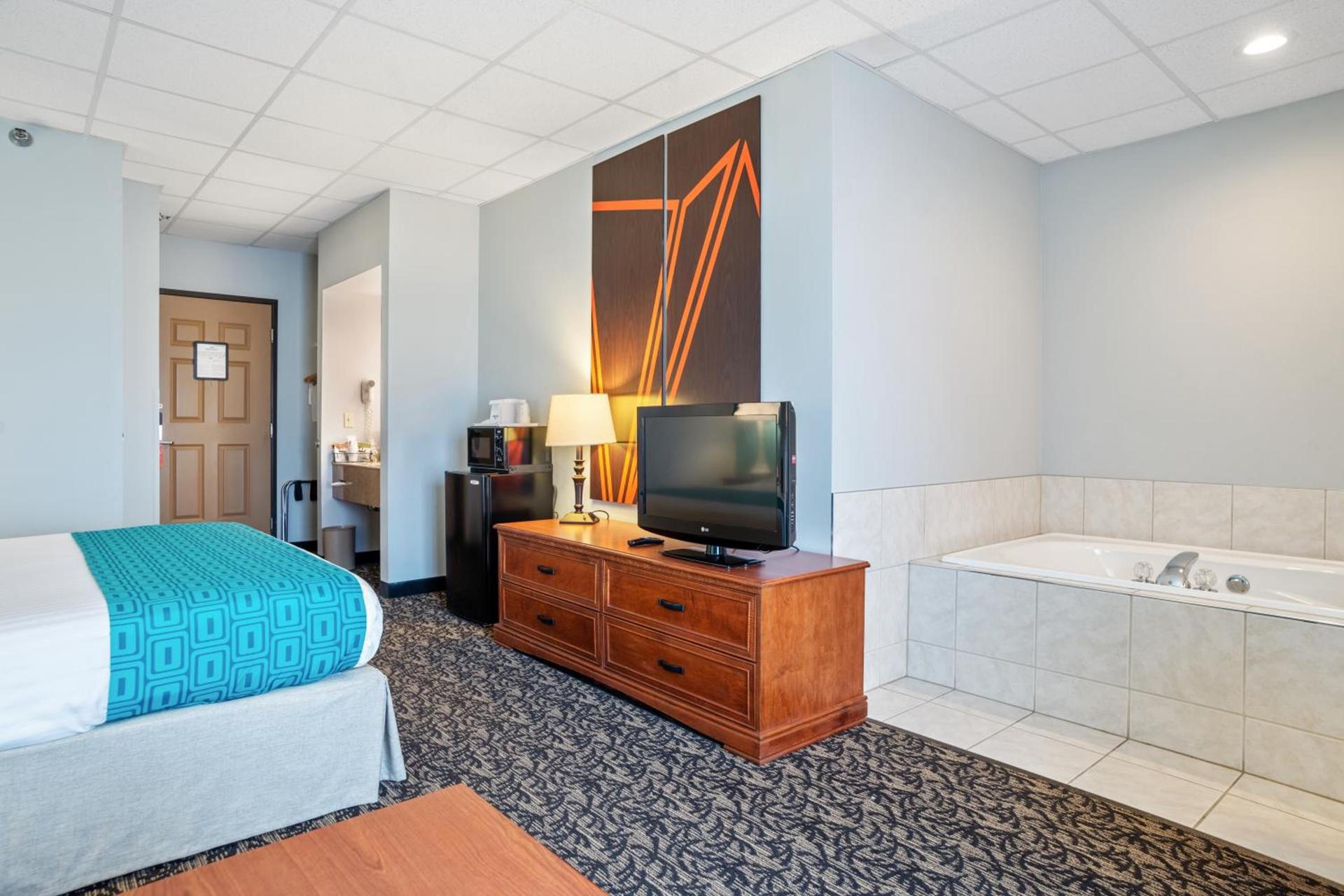 Elevation Inn & Suites, Trademark Collection by Wyndham Downtown Rapid City- Walking Distance To The Monument photo 40