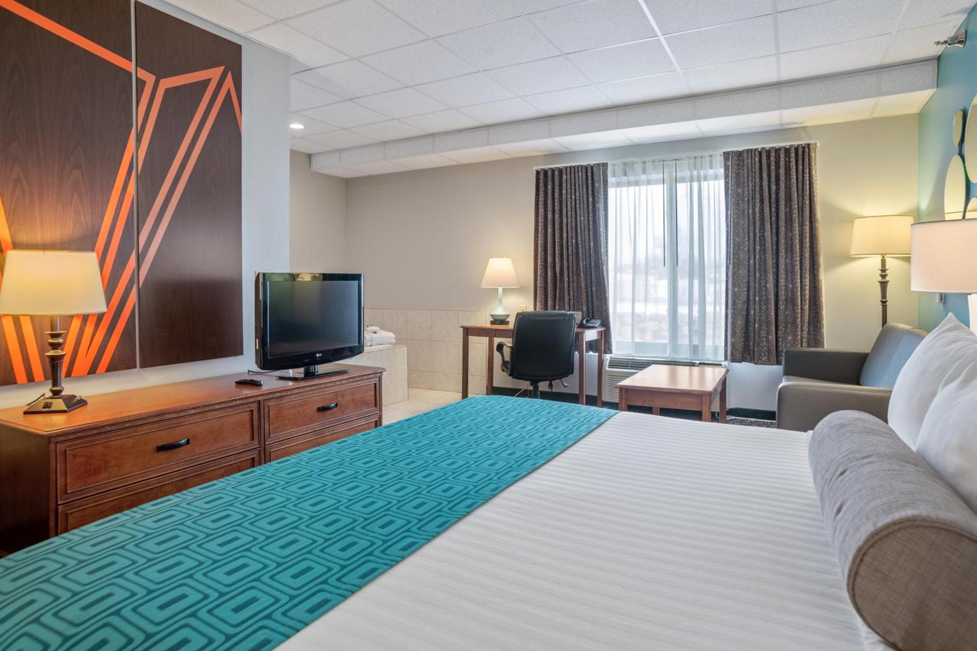 Elevation Inn & Suites, Trademark Collection by Wyndham Downtown Rapid City- Walking Distance To The Monument photo 75