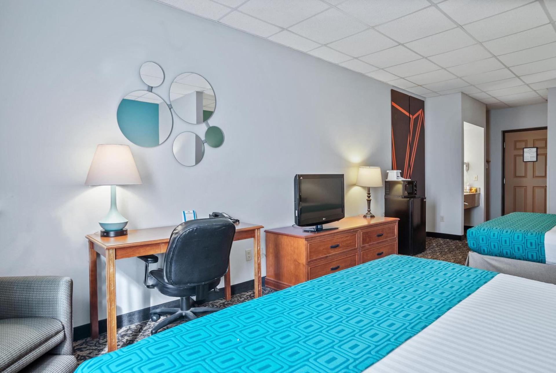 Elevation Inn & Suites, Trademark Collection by Wyndham Downtown Rapid City- Walking Distance To The Monument photo 16