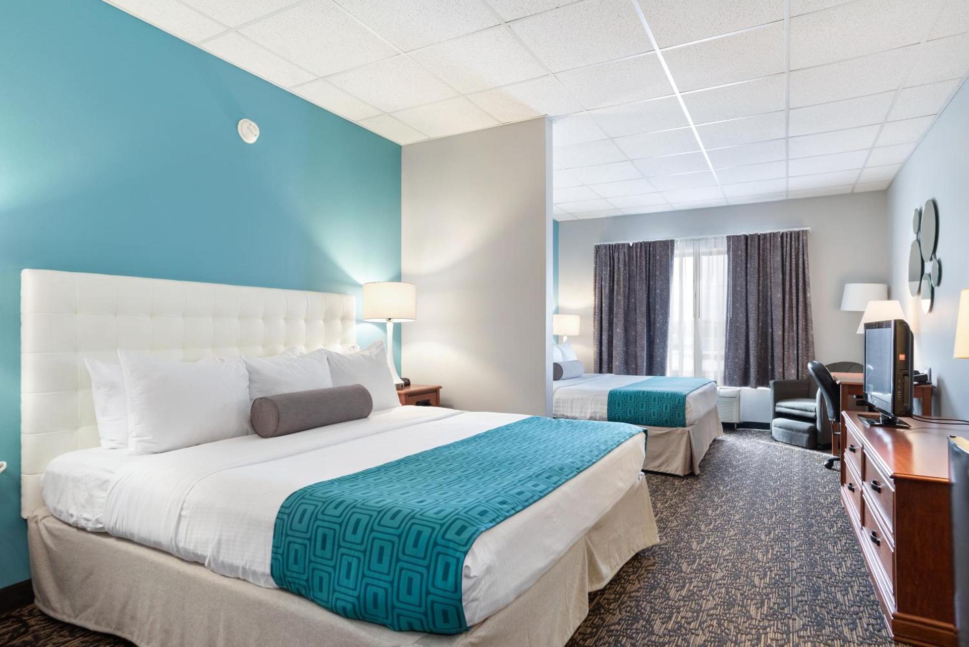Elevation Inn & Suites, Trademark Collection by Wyndham Downtown Rapid City- Walking Distance To The Monument photo 7