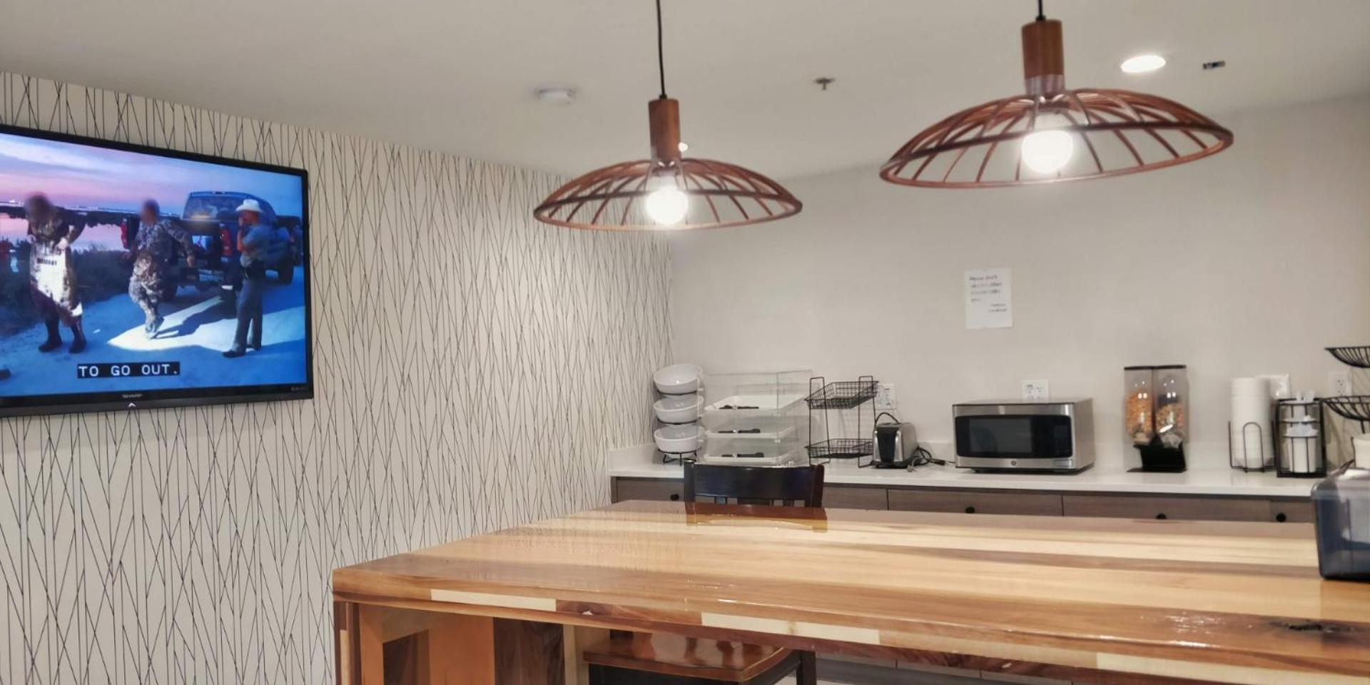 Arya Inn and Suites photo 18