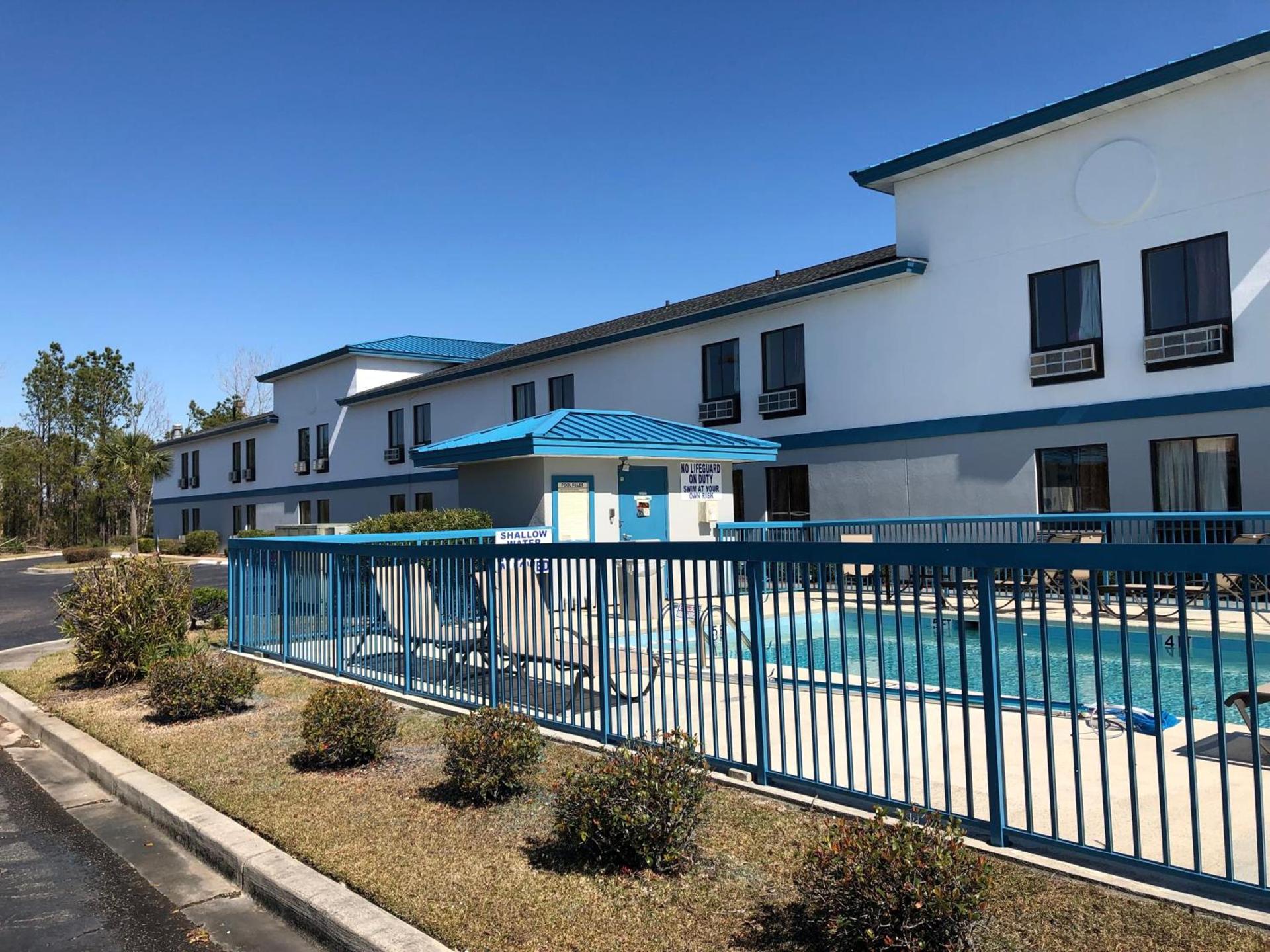 Baymont by Wyndham N Myrtle Beach - Park & Sports Complex Area photo 55