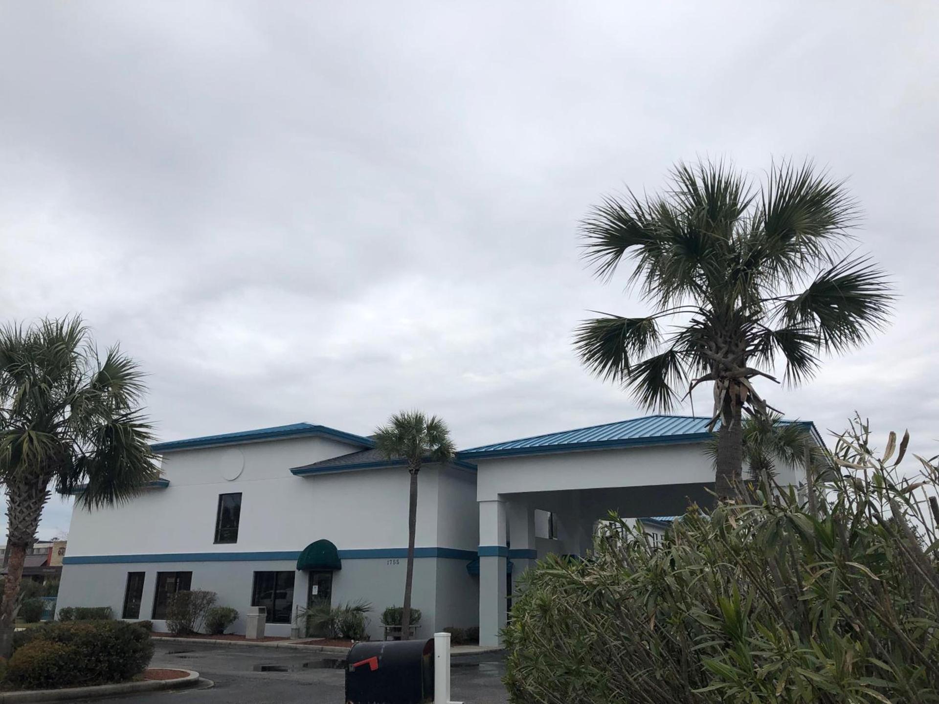 Baymont by Wyndham N Myrtle Beach - Park & Sports Complex Area photo 52