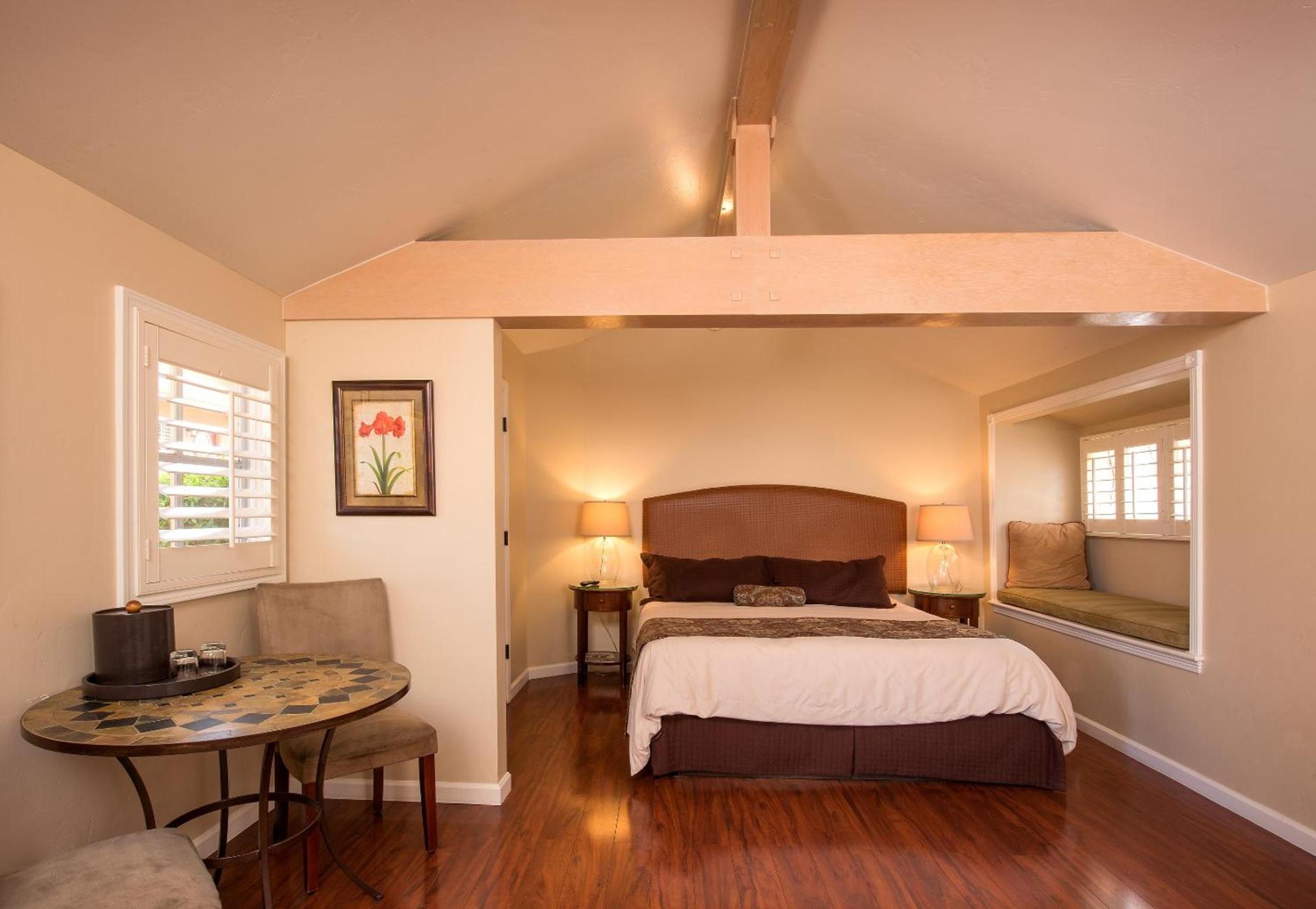 Sunset Inn Pacific Grove photo 24