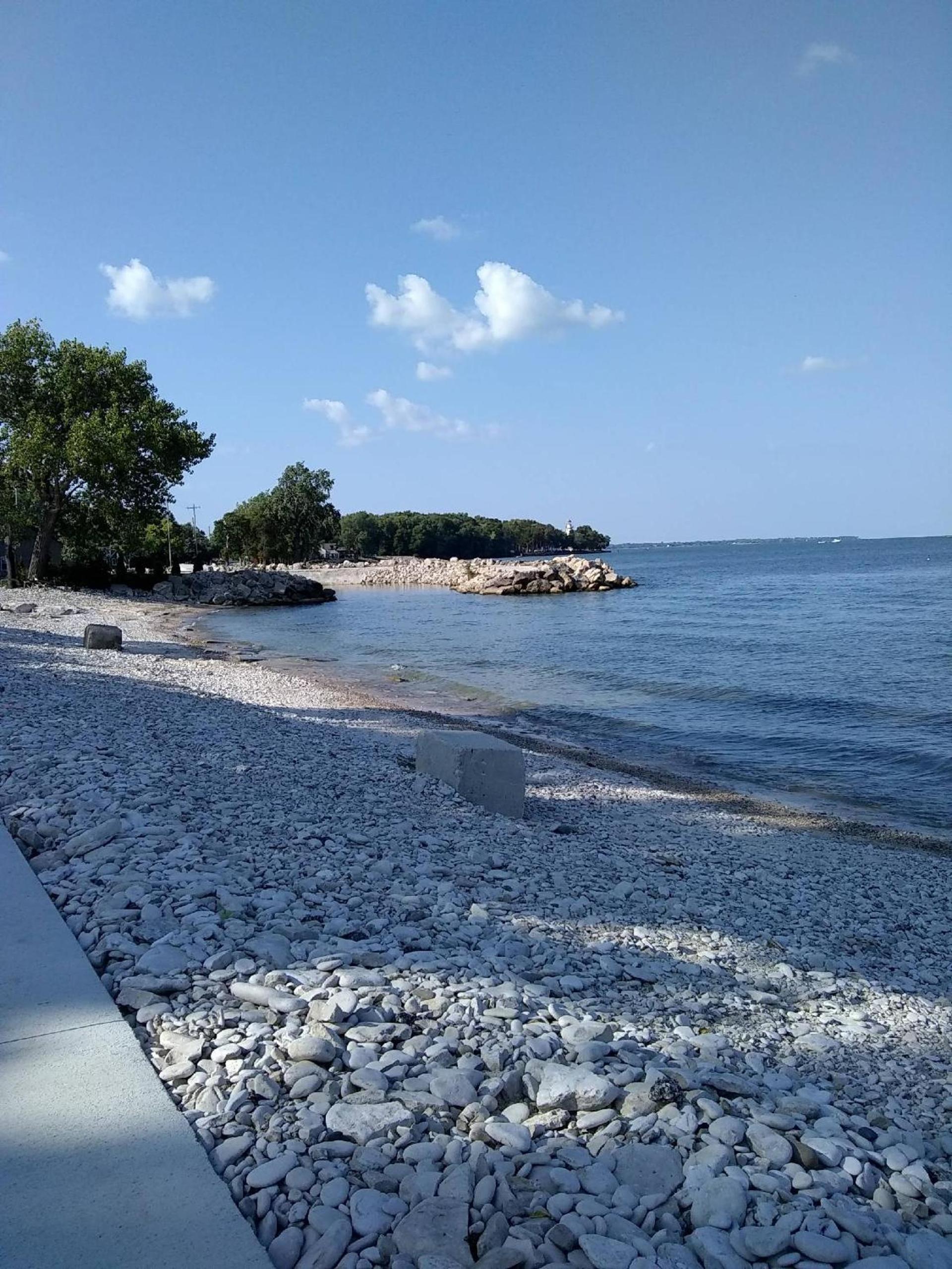 Lake Point Motel photo 30