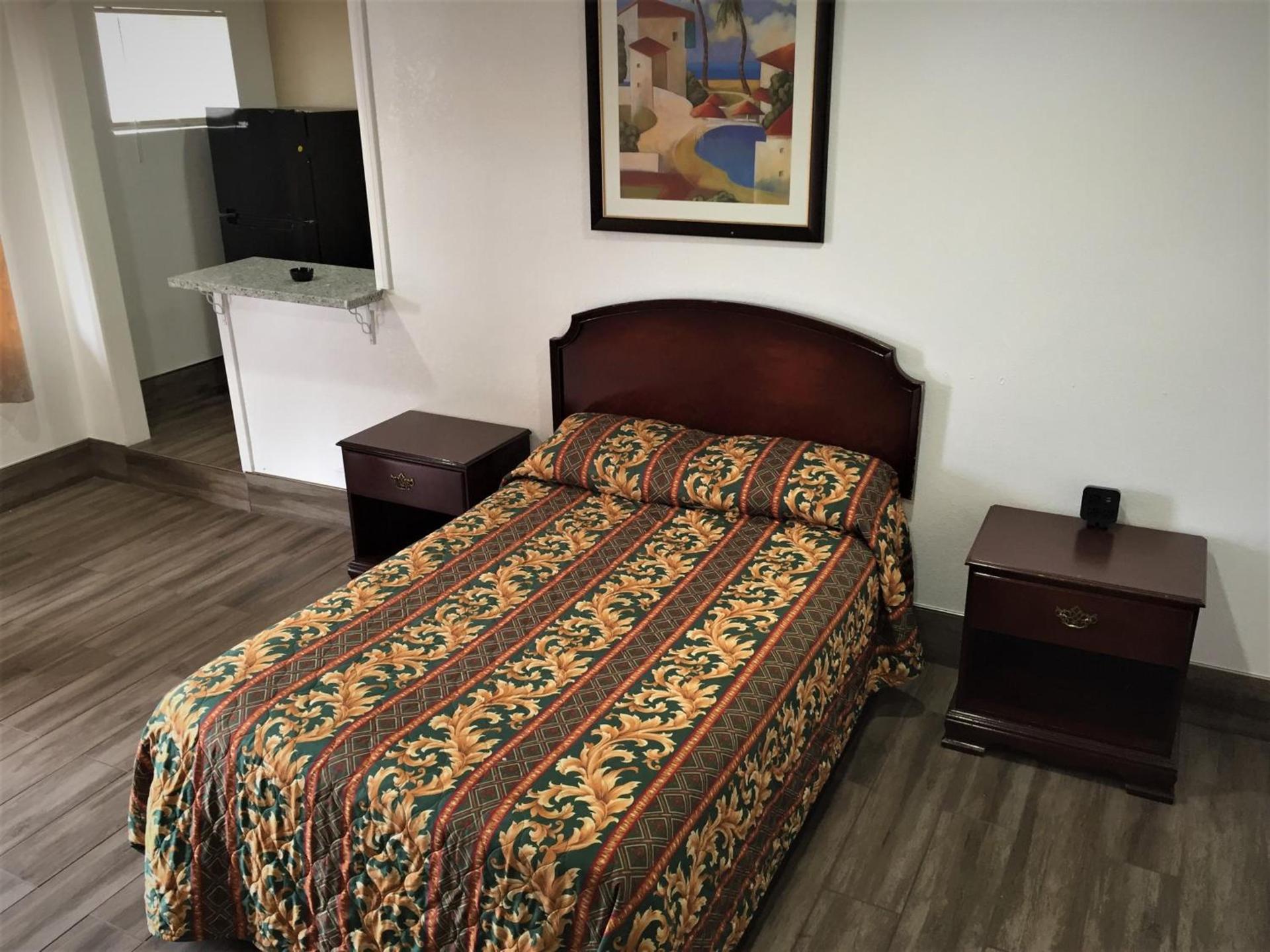Palm Inn Motel - Montclair photo 5