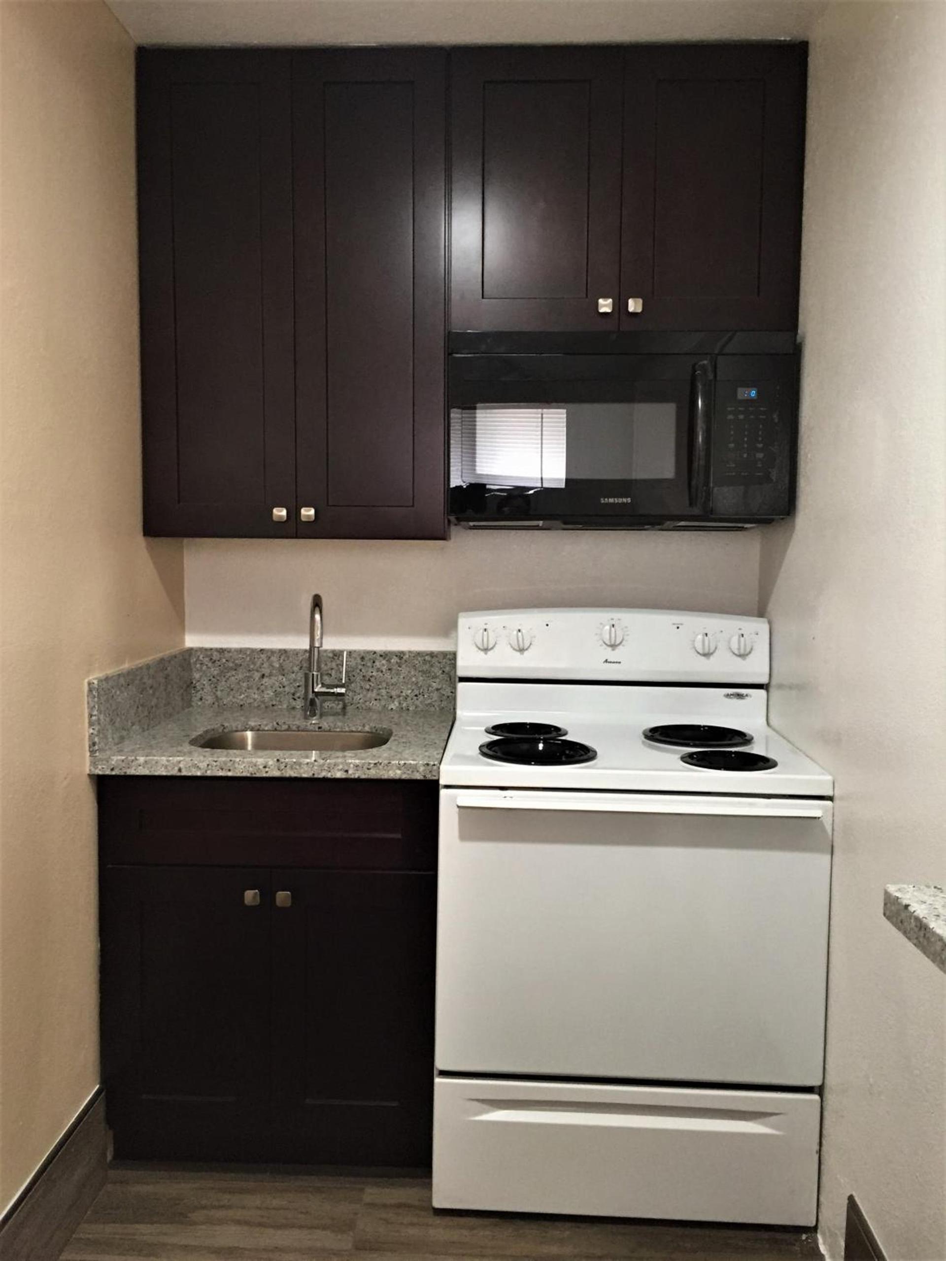 Palm Inn Motel - Montclair photo 6