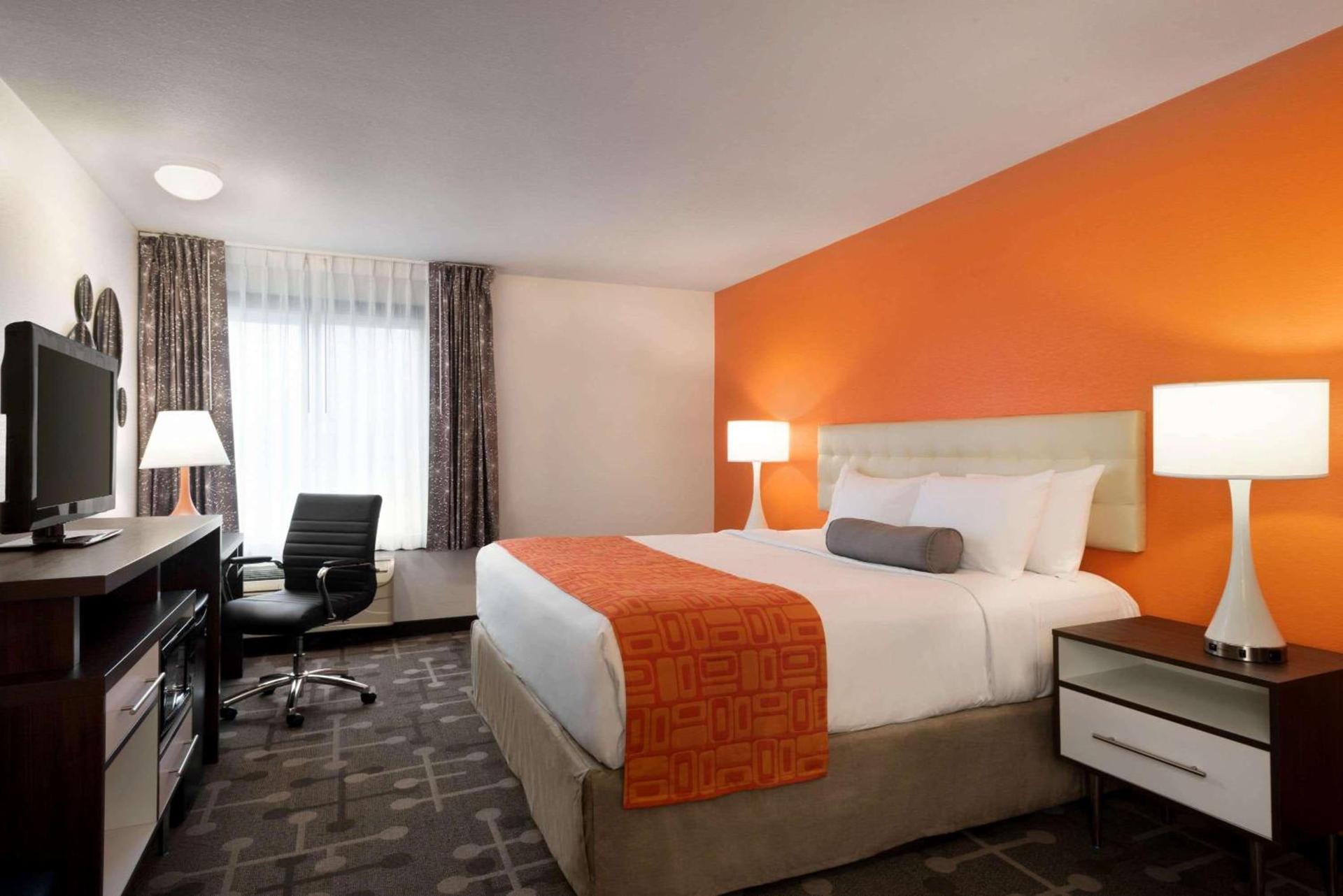 Howard Johnson by Wyndham Appleton photo 8