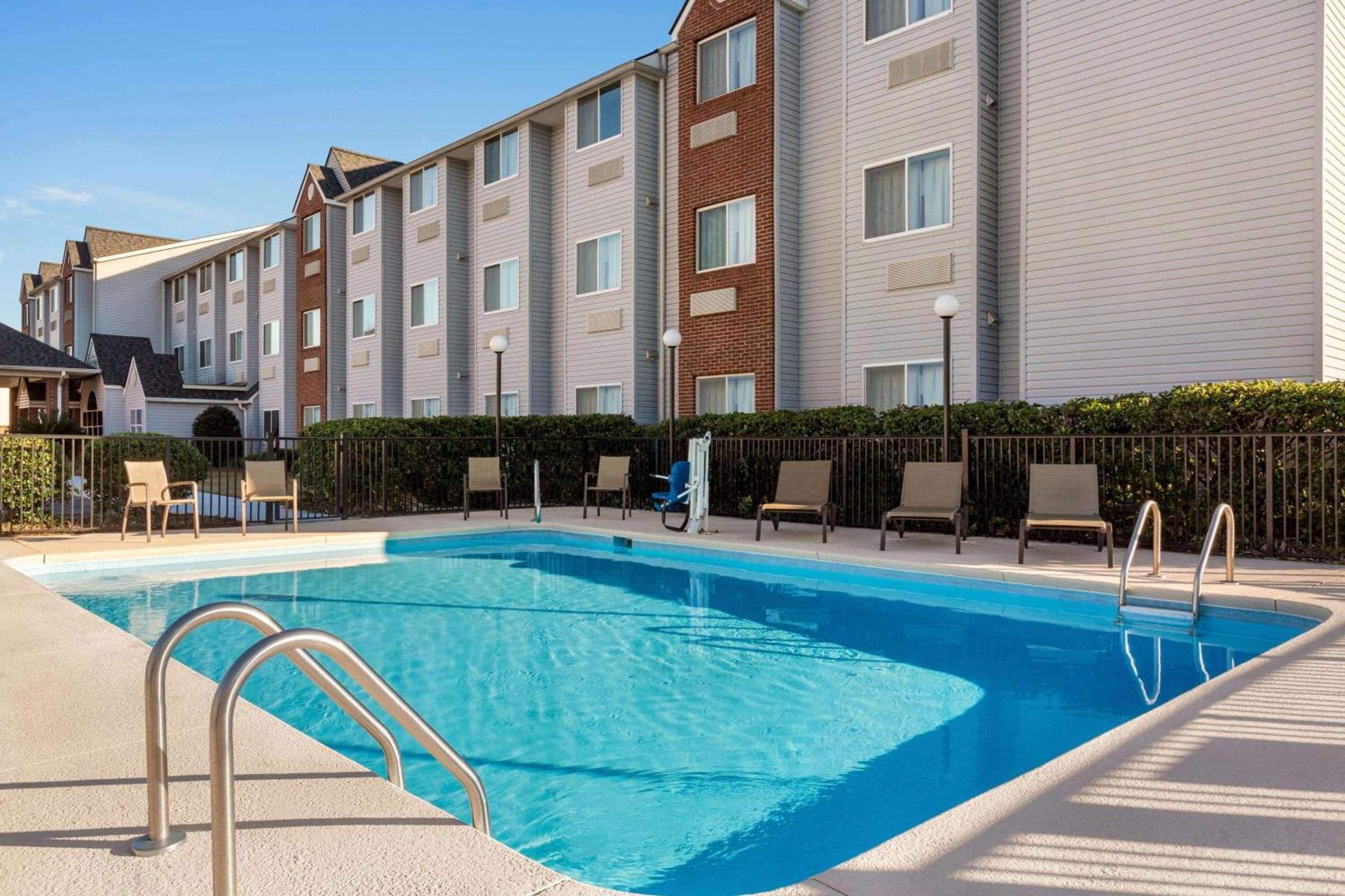 Microtel Inn & Suites by Wyndham photo 20