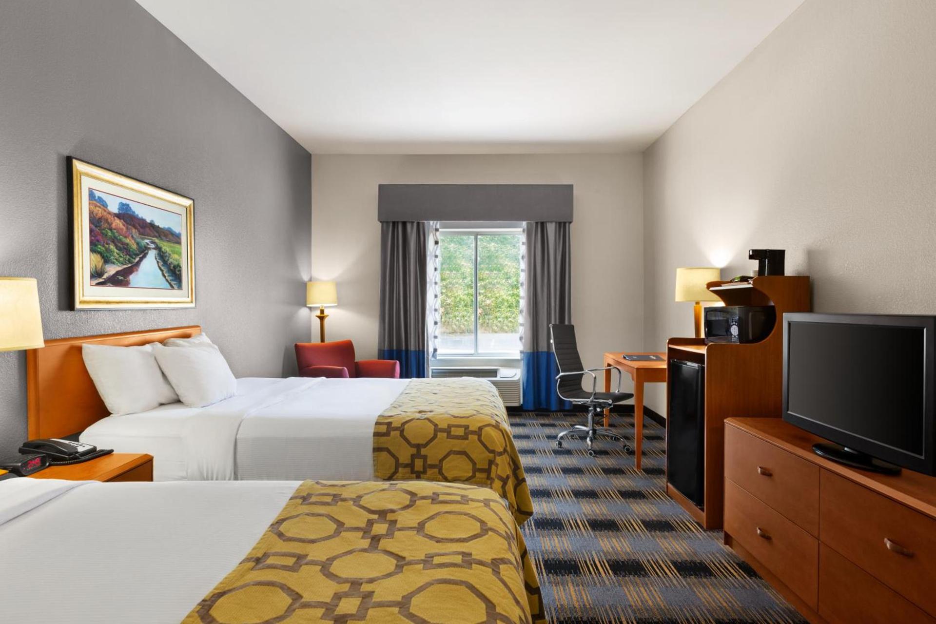 Baymont by Wyndham Lithia Springs Atlanta photo 9