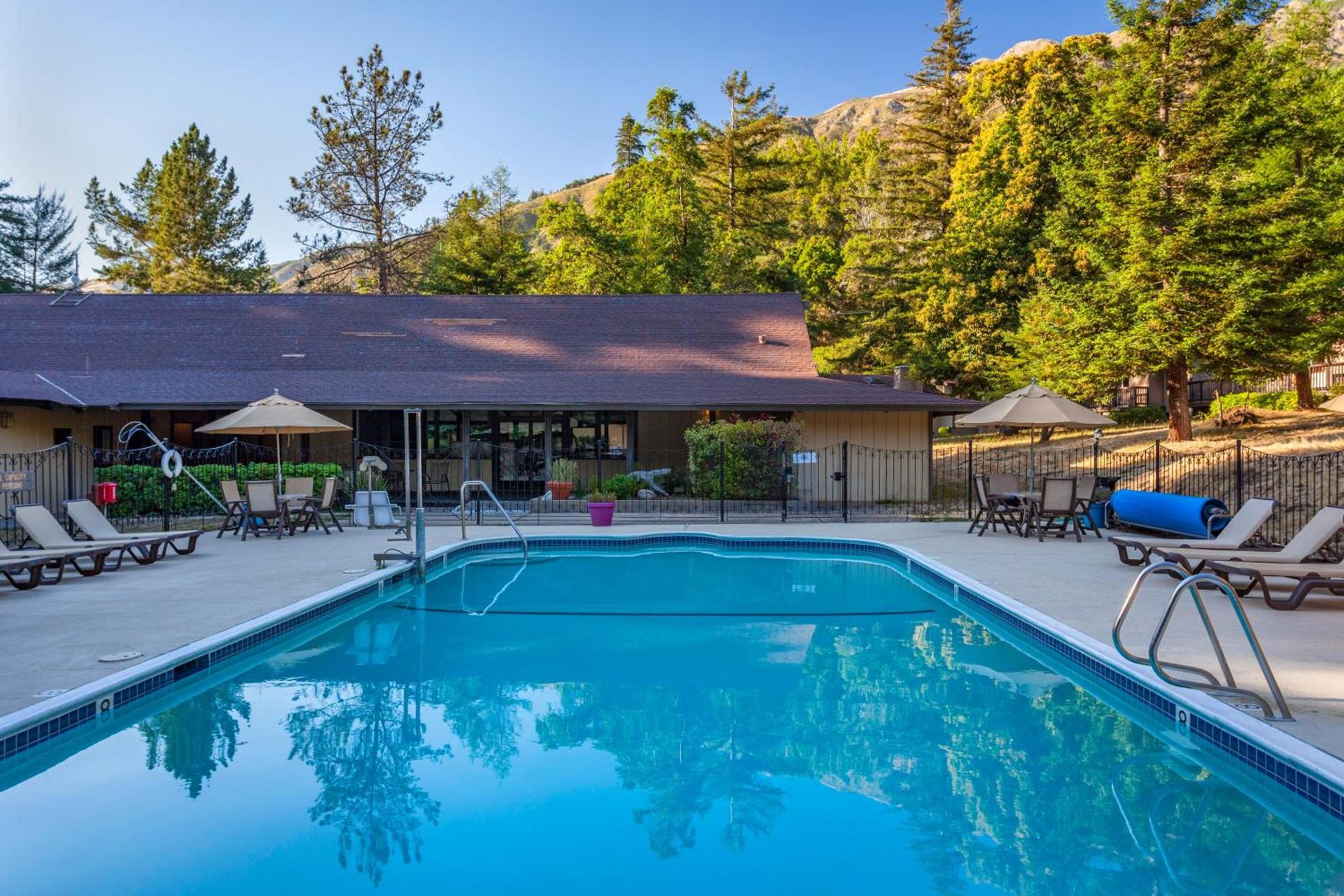 Big Sur Lodge photo 13