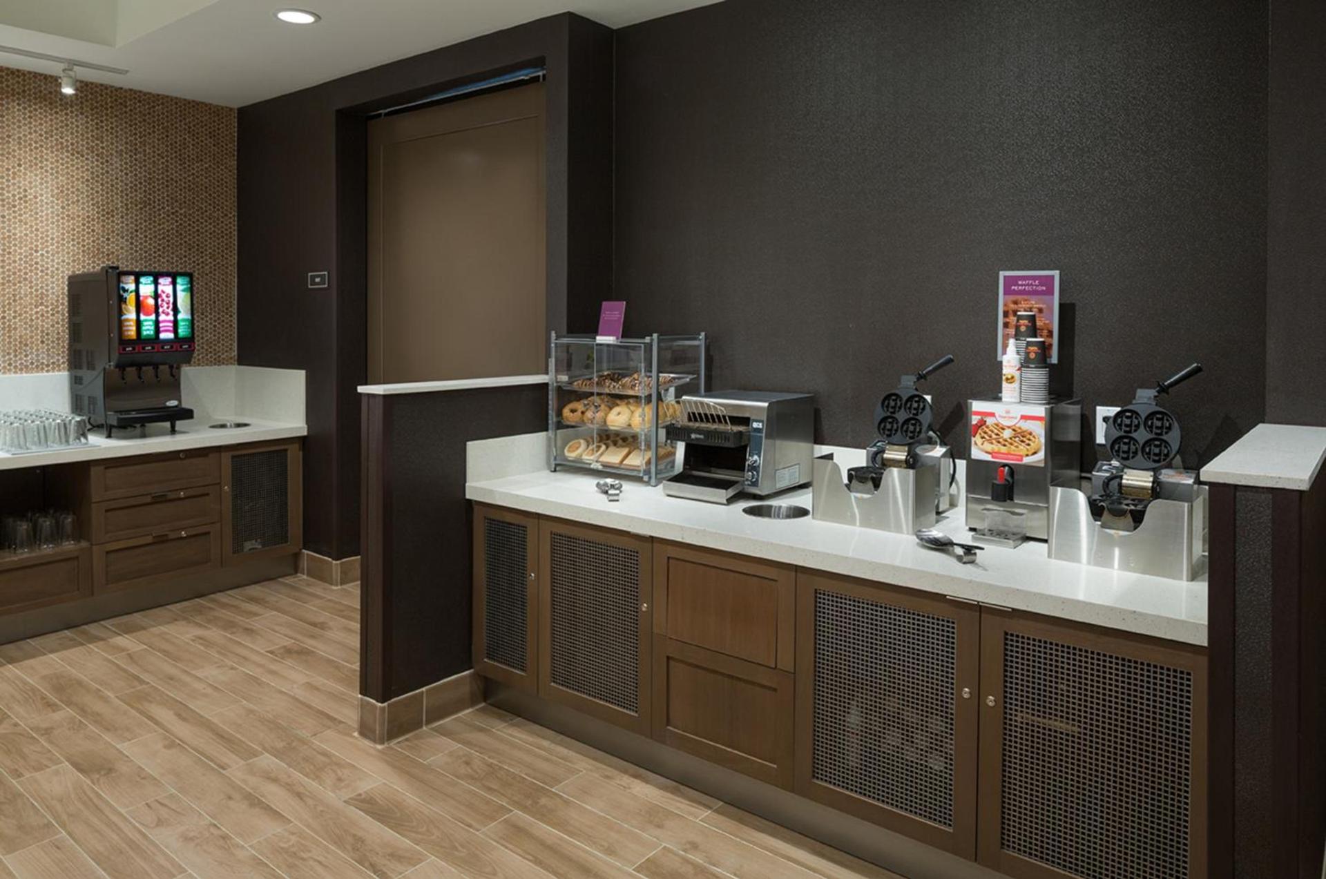 Residence Inn by Marriott Ontario Rancho Cucamonga photo 19