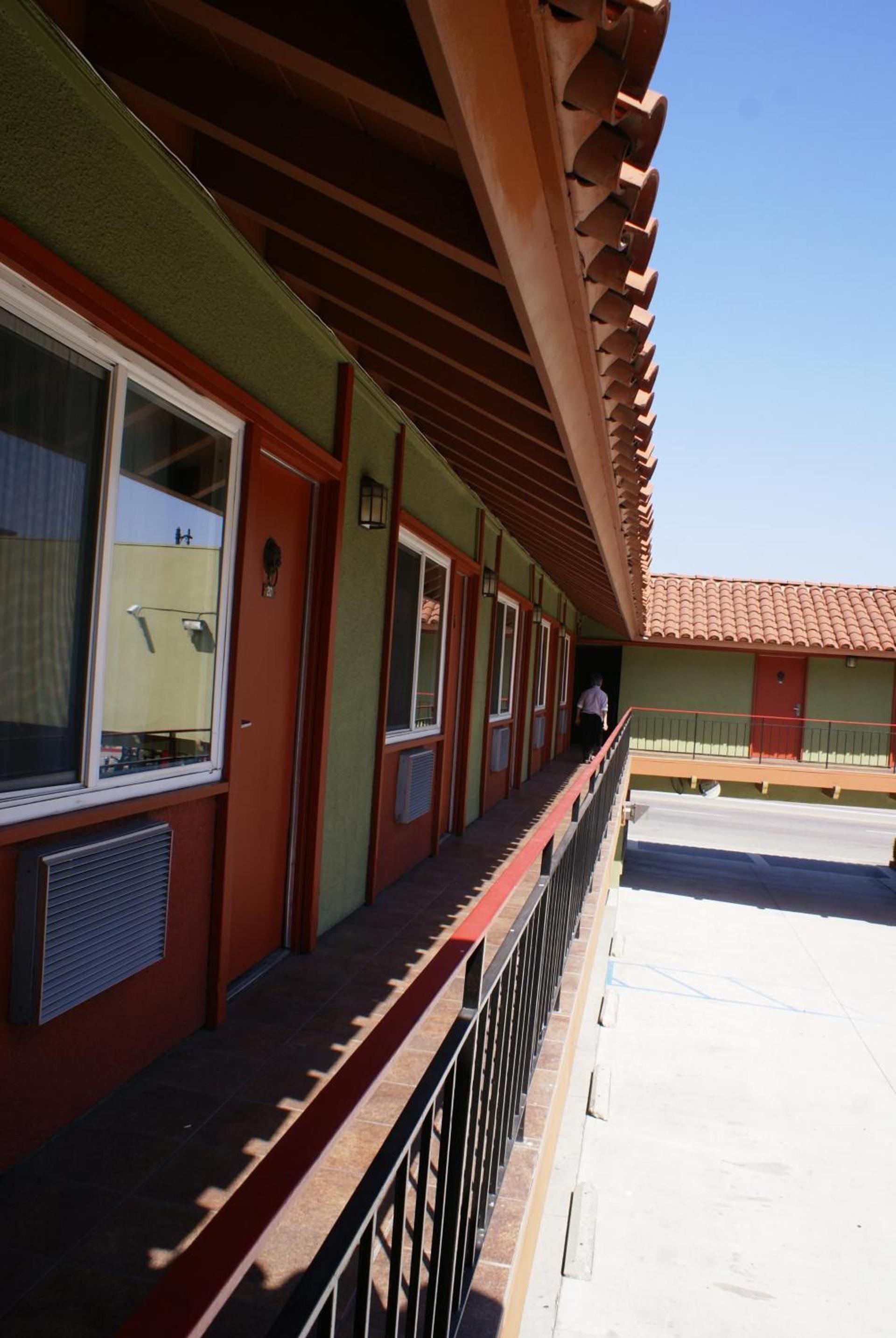 Royal Pagoda Motel Dodger Stadium photo 17