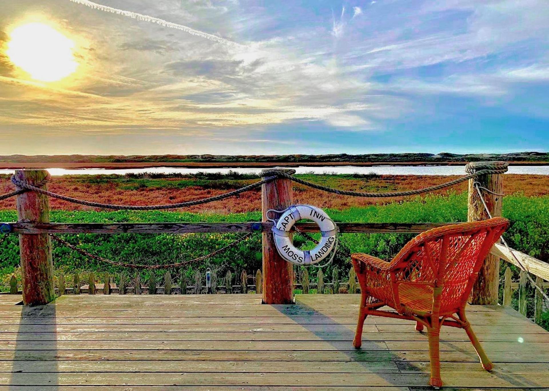 Captain's Inn at Moss Landing photo 14
