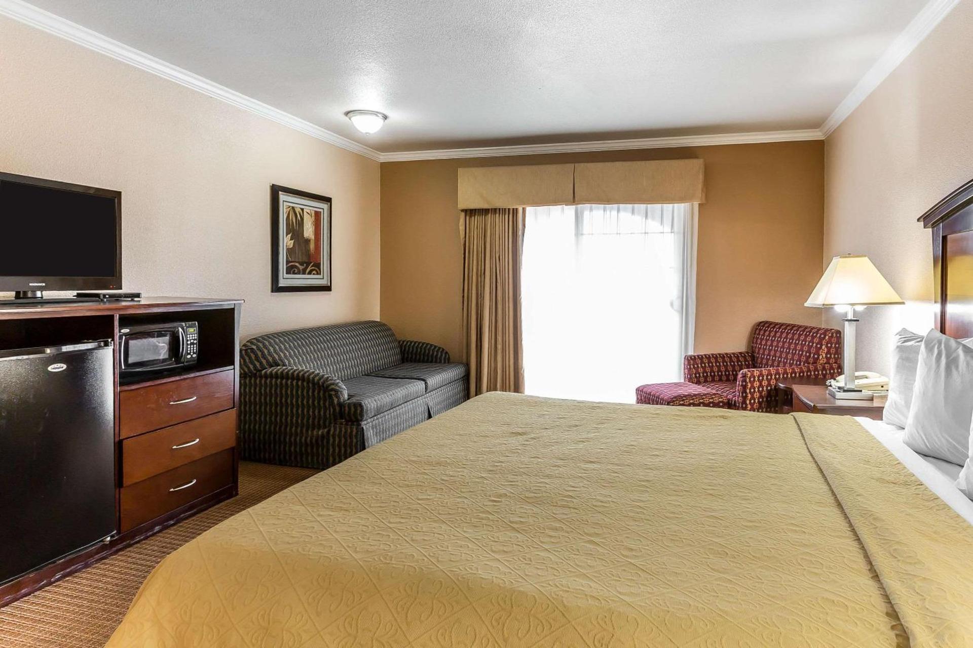 Quality Inn near Hearst Castle photo 19