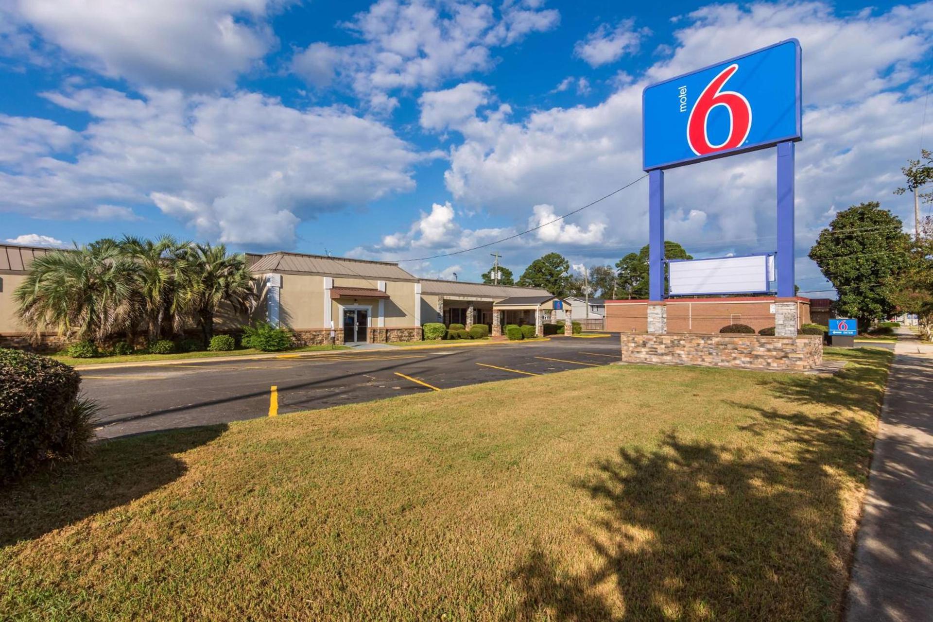 Motel 6-Warner Robins, GA photo 17