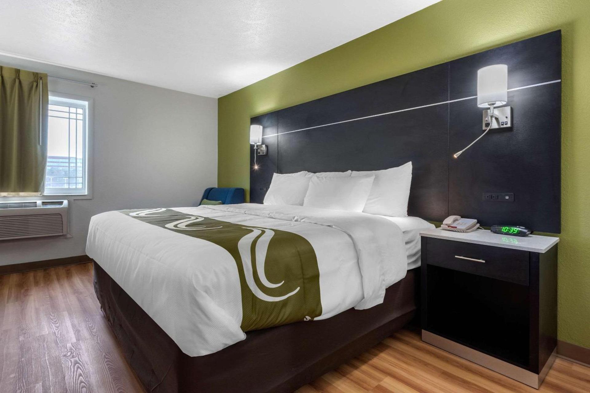 Quality Inn Coraopolis - Pittsburgh Airport photo 10