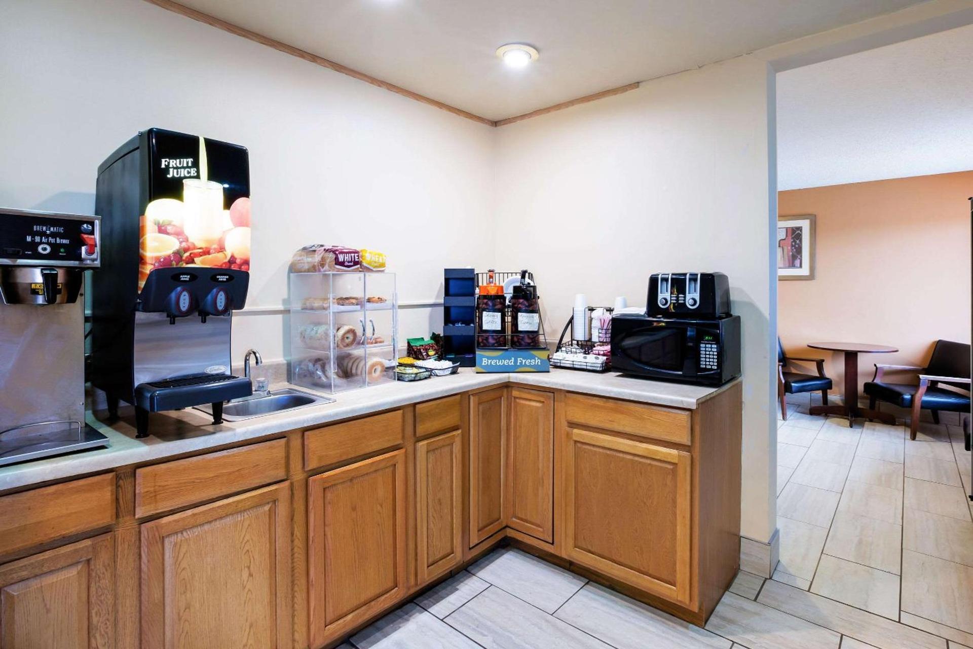 Rodeway Inn Sergeant Bluff - Sioux City photo 7