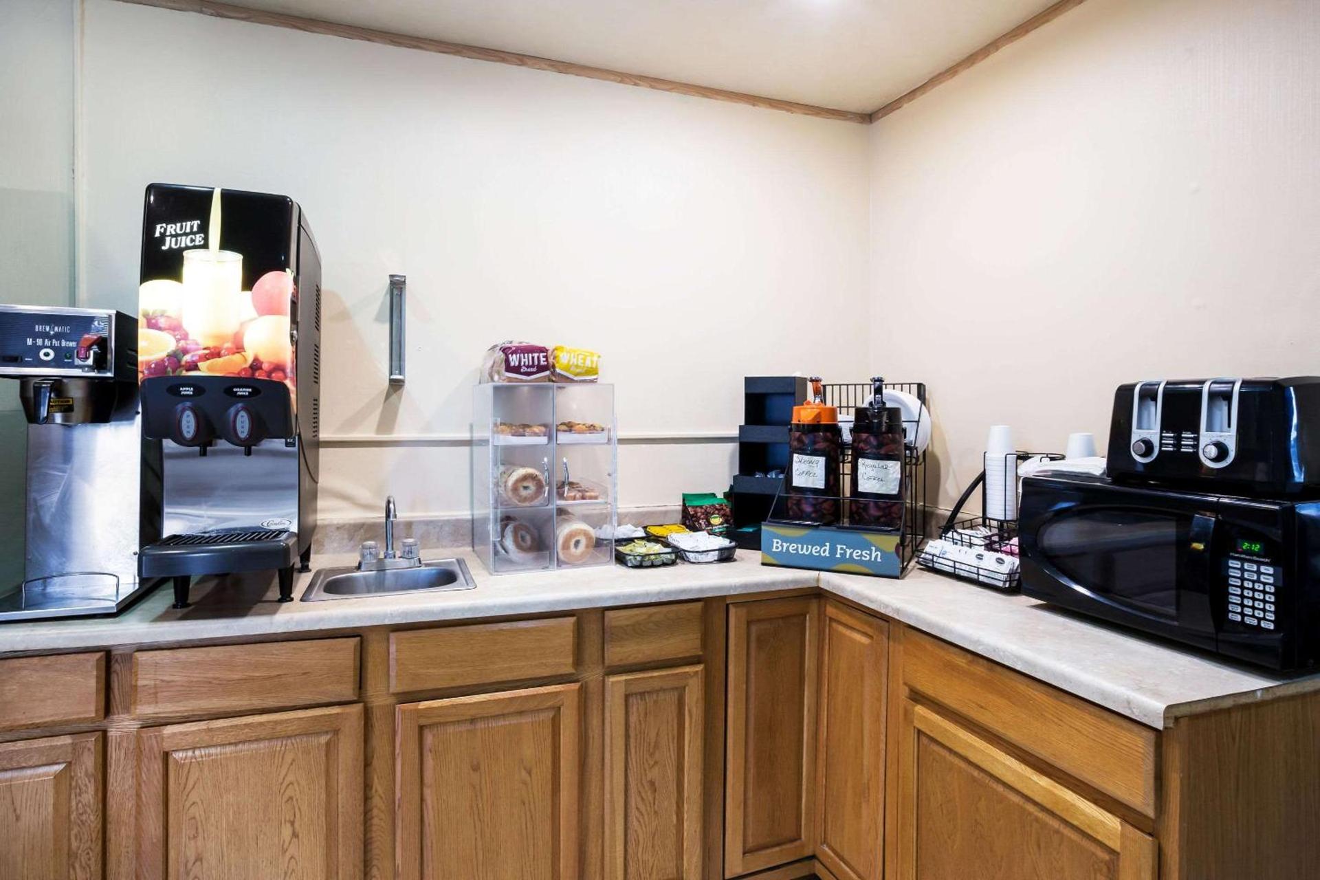 Rodeway Inn Sergeant Bluff - Sioux City photo 8