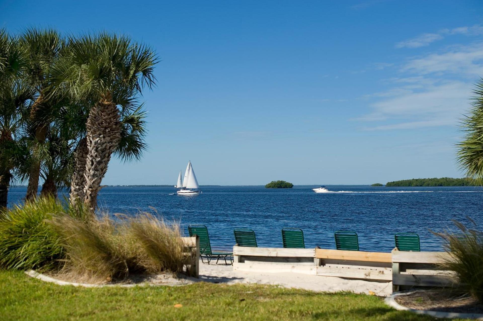 Resort Harbour Properties - Fort Myers / Sanibel Gateway photo 9