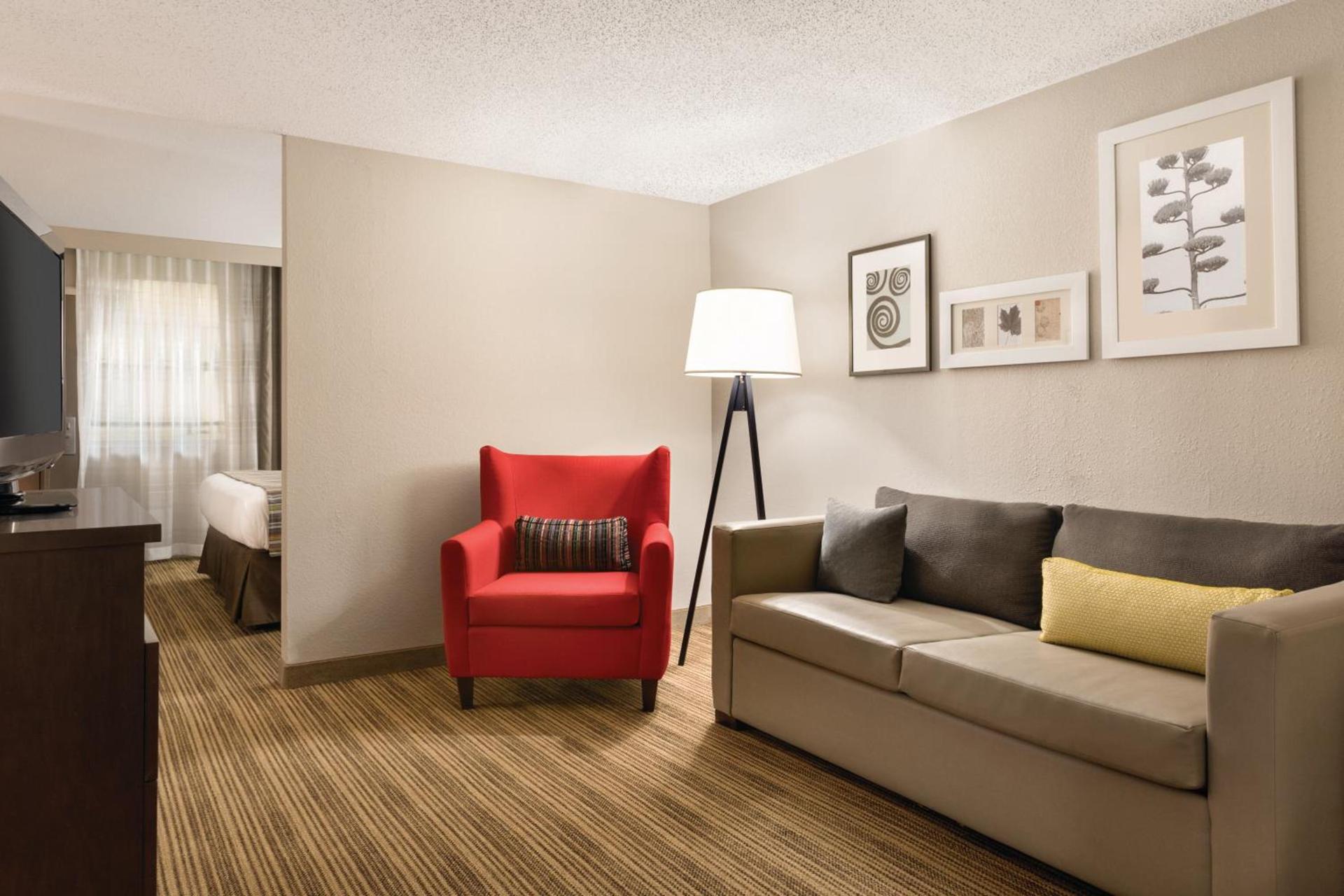 Country Inn & Suites by Radisson, Fergus Falls, MN photo 24
