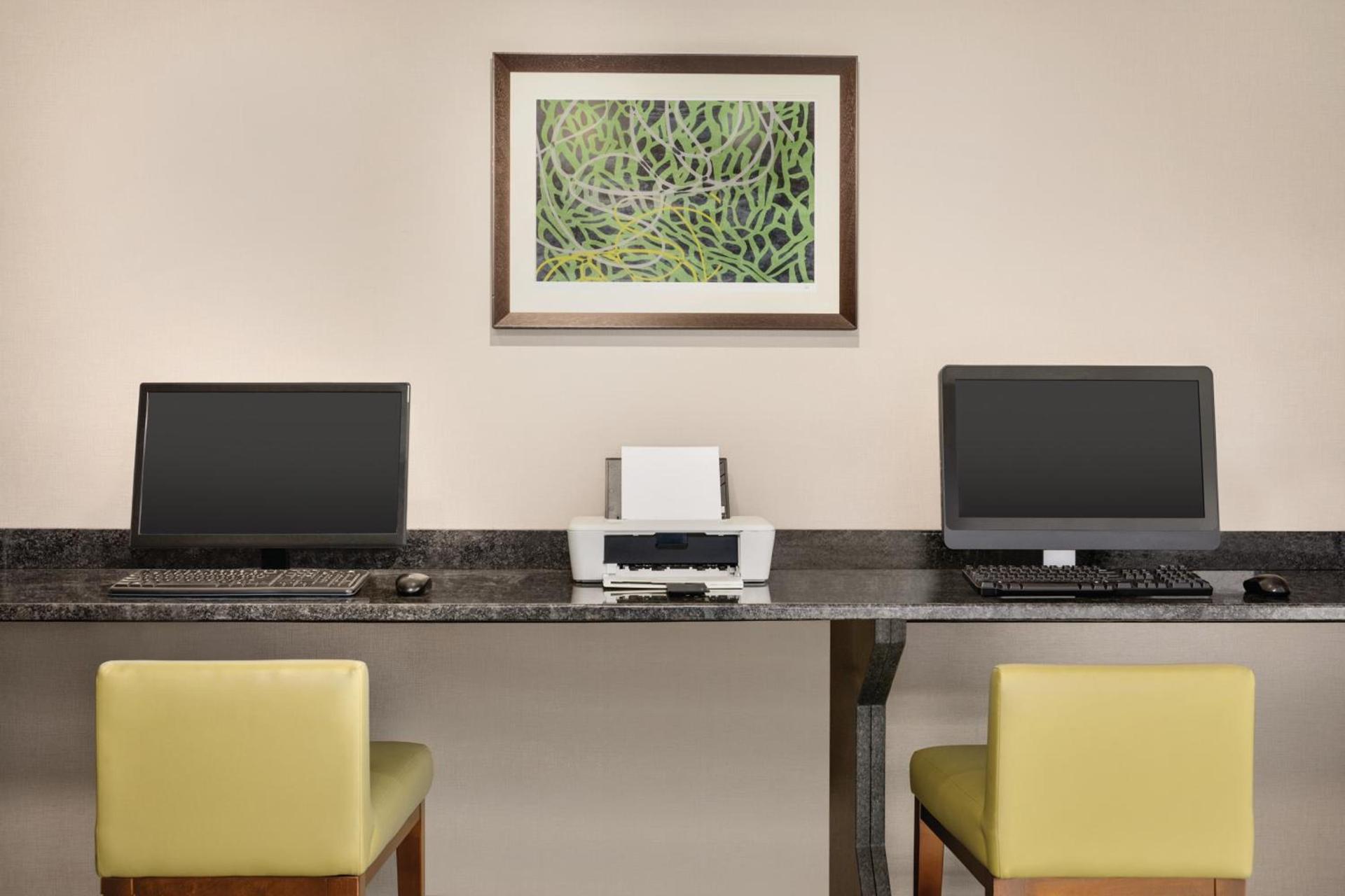 Country Inn & Suites by Radisson, Fergus Falls, MN photo 46