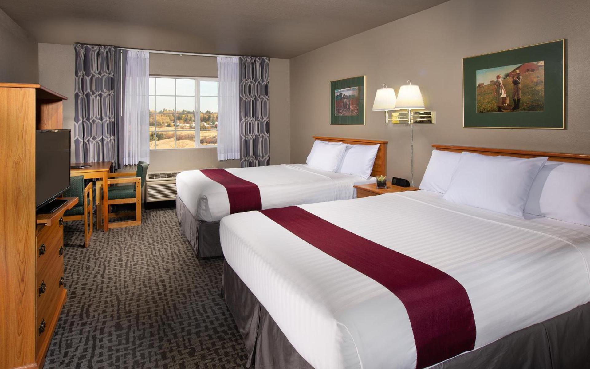 Coast Hilltop Inn photo 30