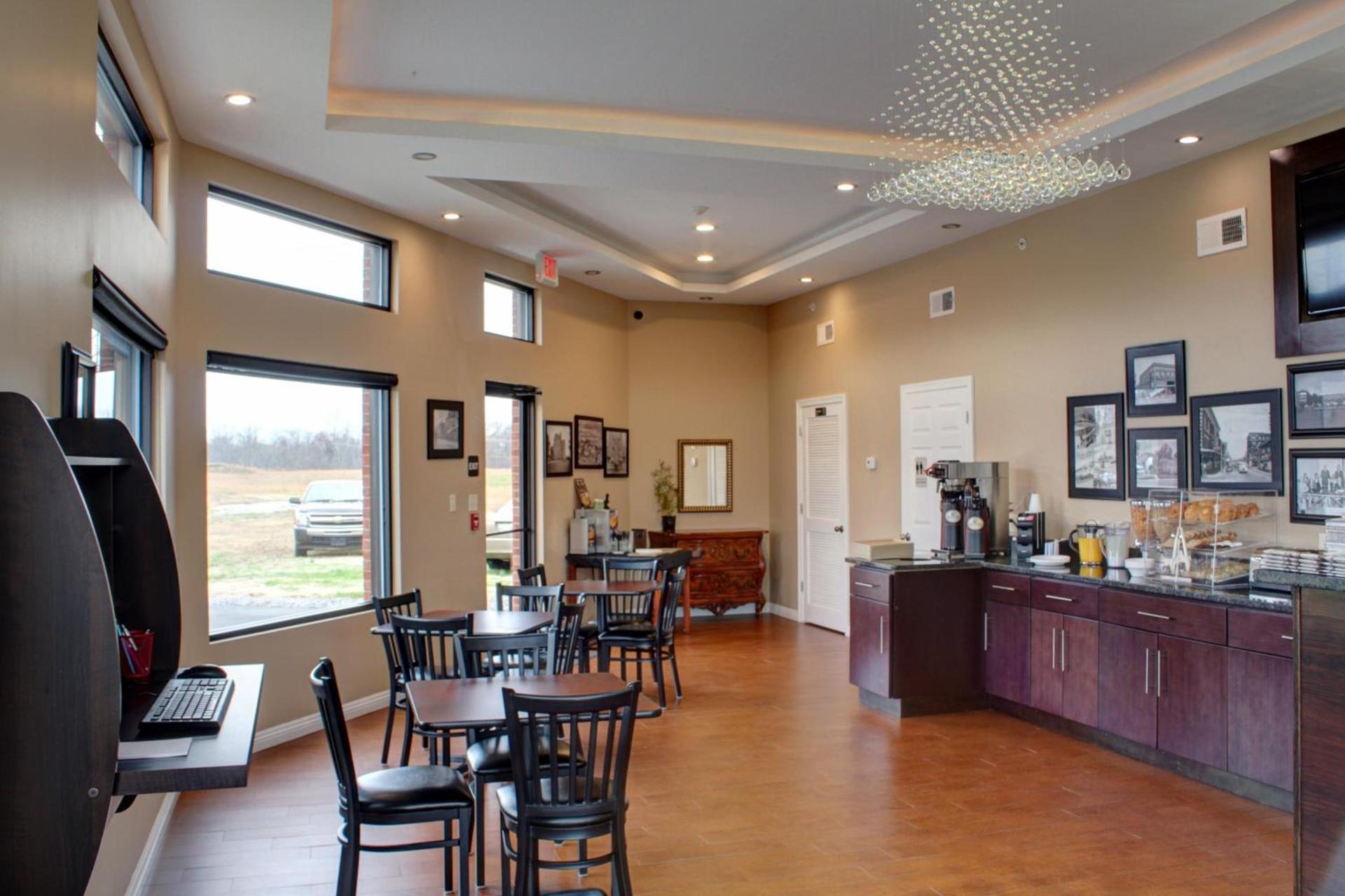 Luxbury Inn & Suites photo 23