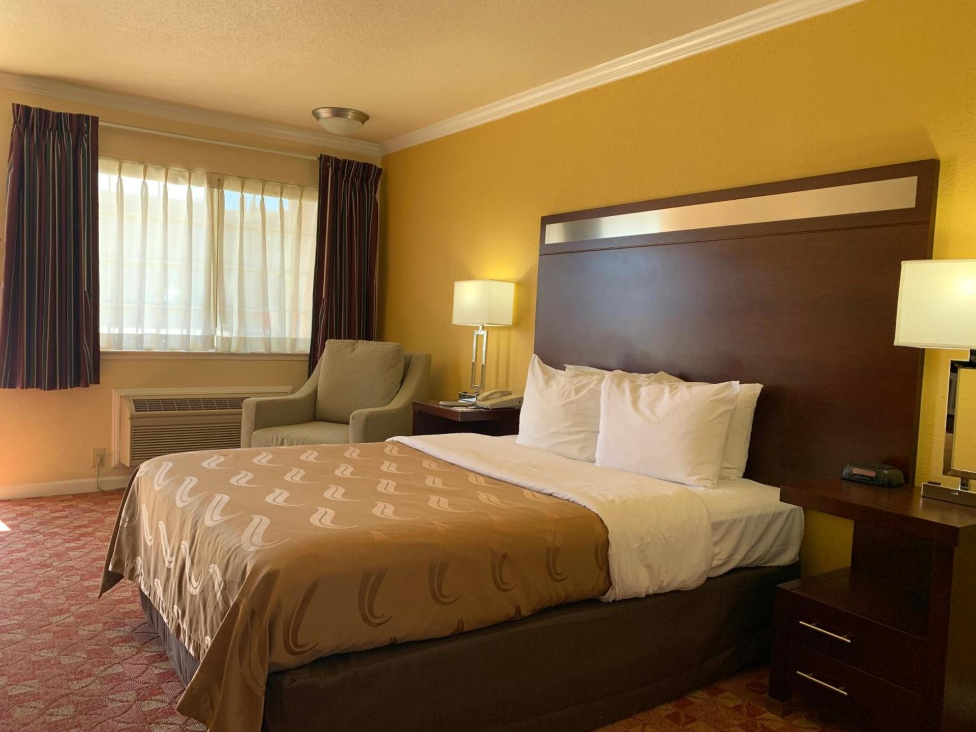 Quality Inn Ukiah photo 7
