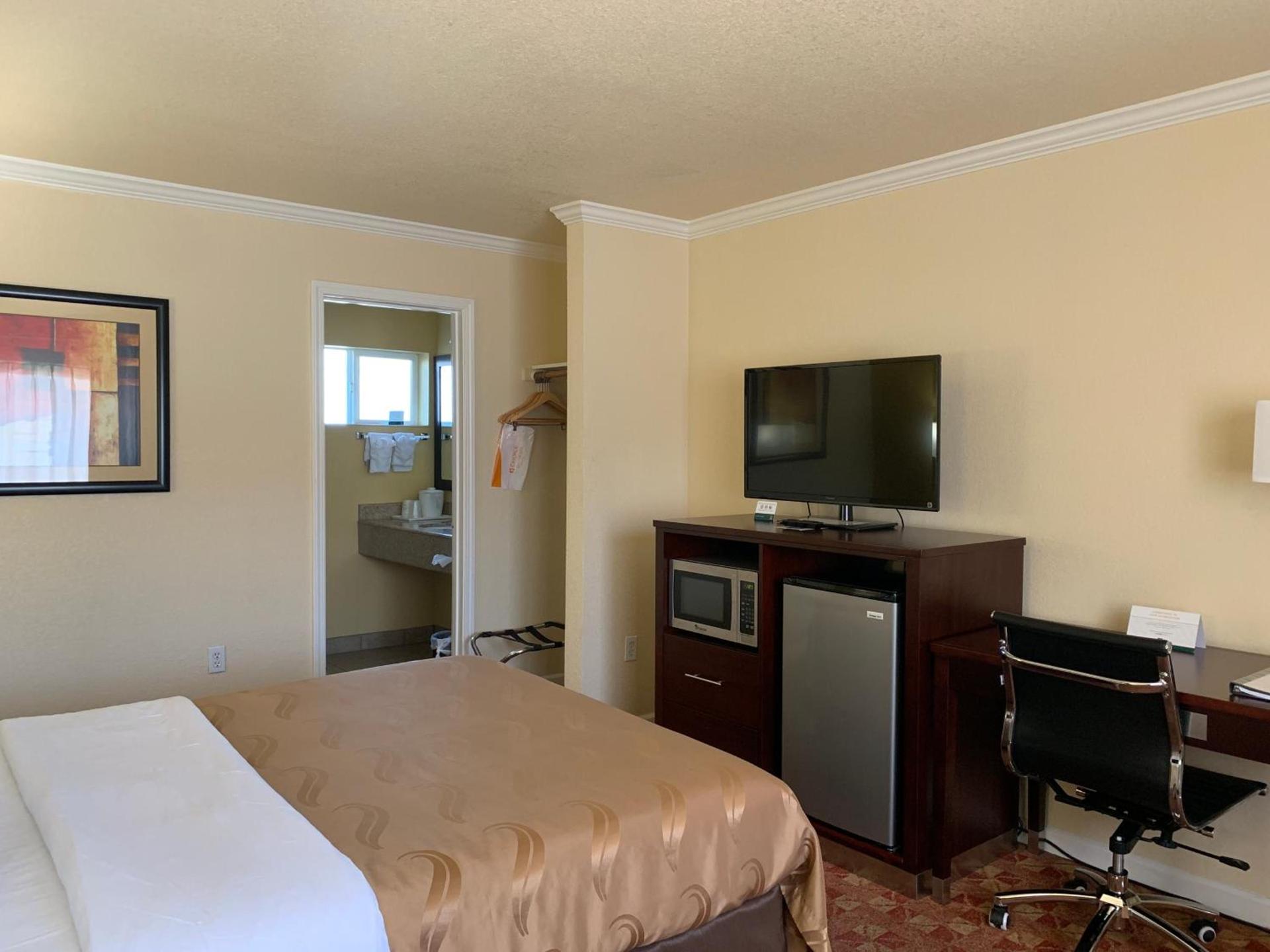 Quality Inn Ukiah photo 16