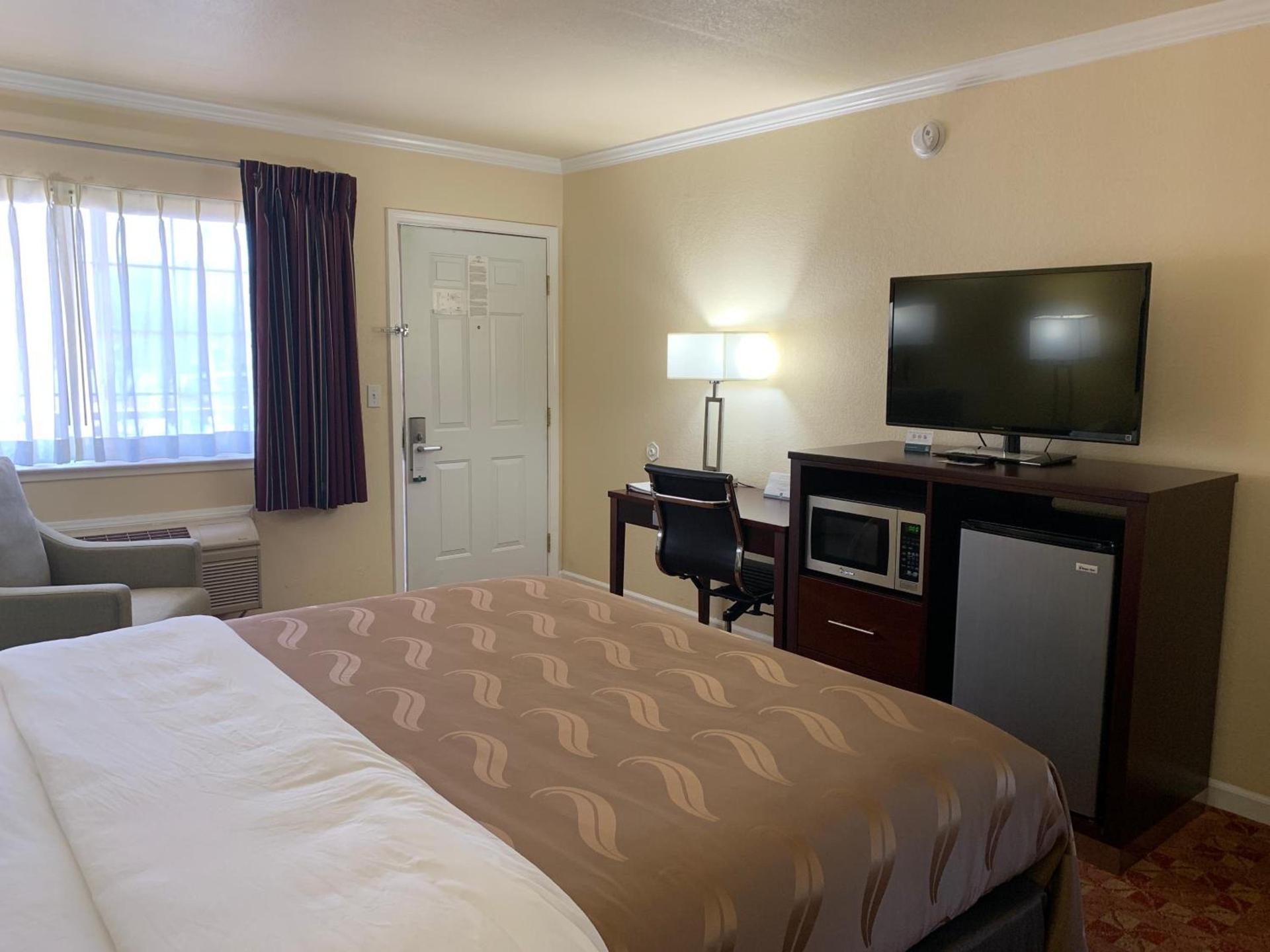 Quality Inn Ukiah photo 18