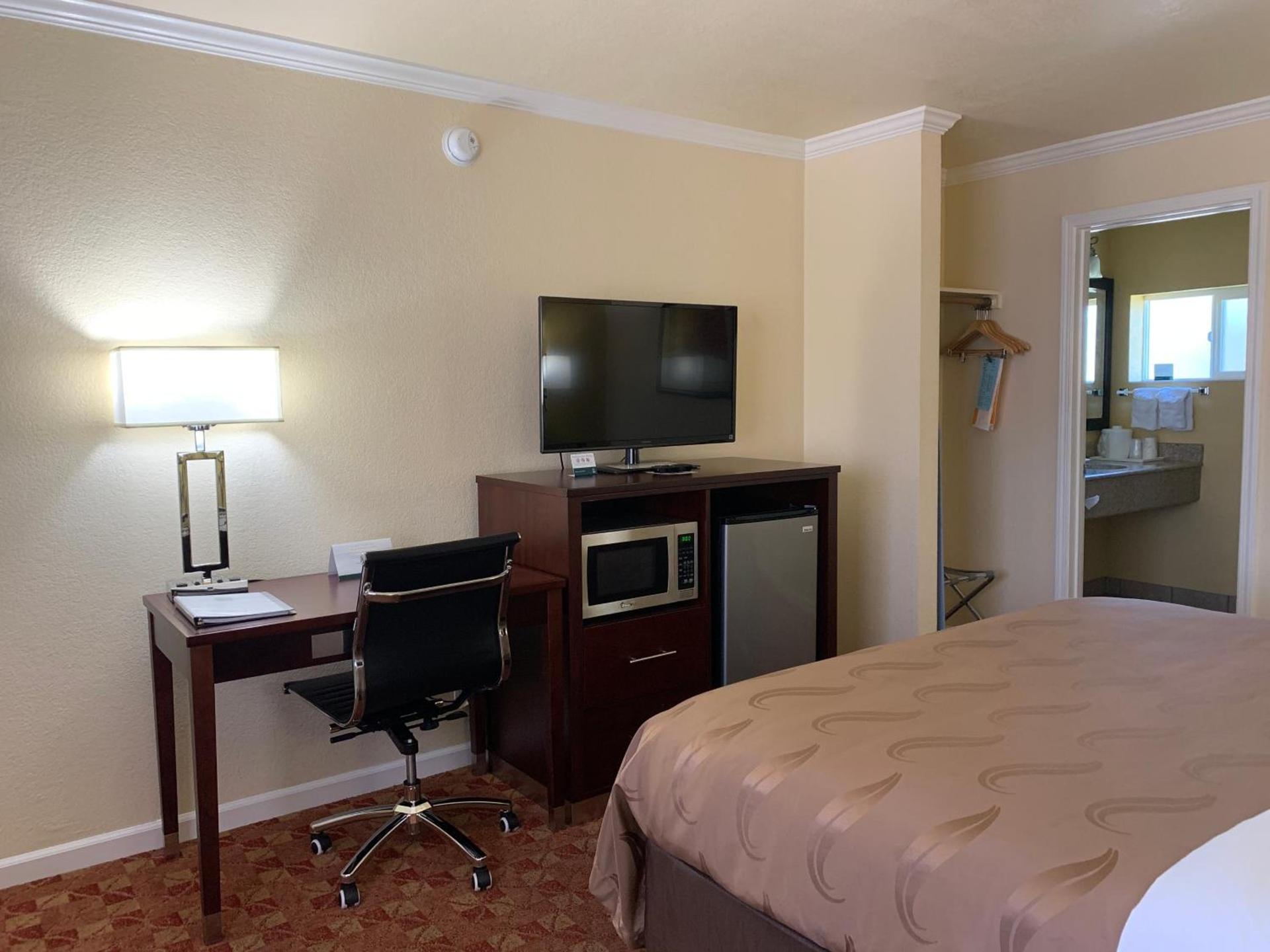 Quality Inn Ukiah photo 17