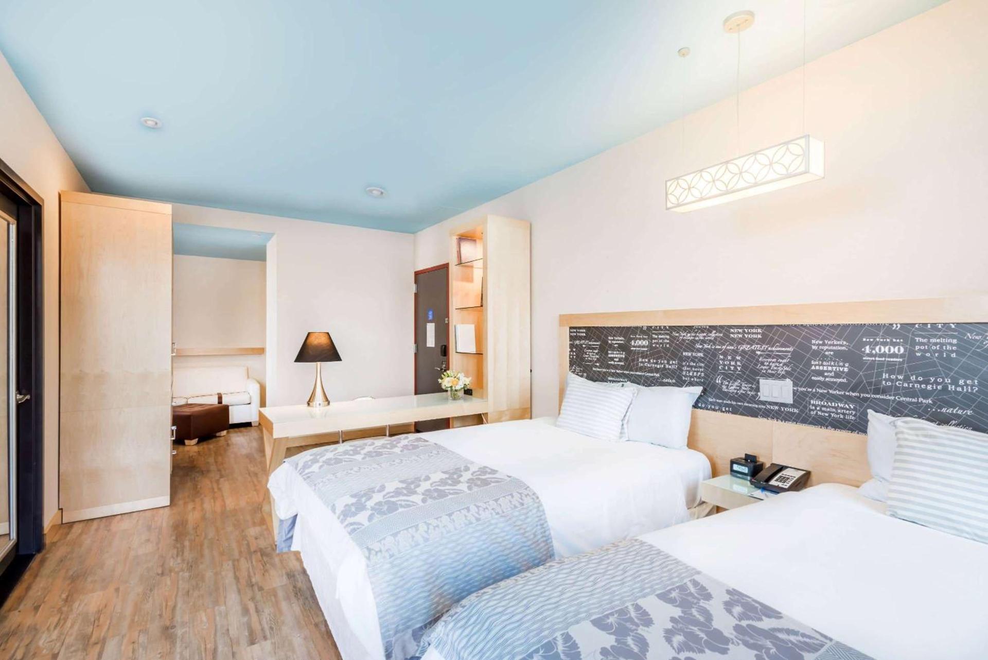 TRYP by Wyndham New York City Times Square - Midtown photo 35