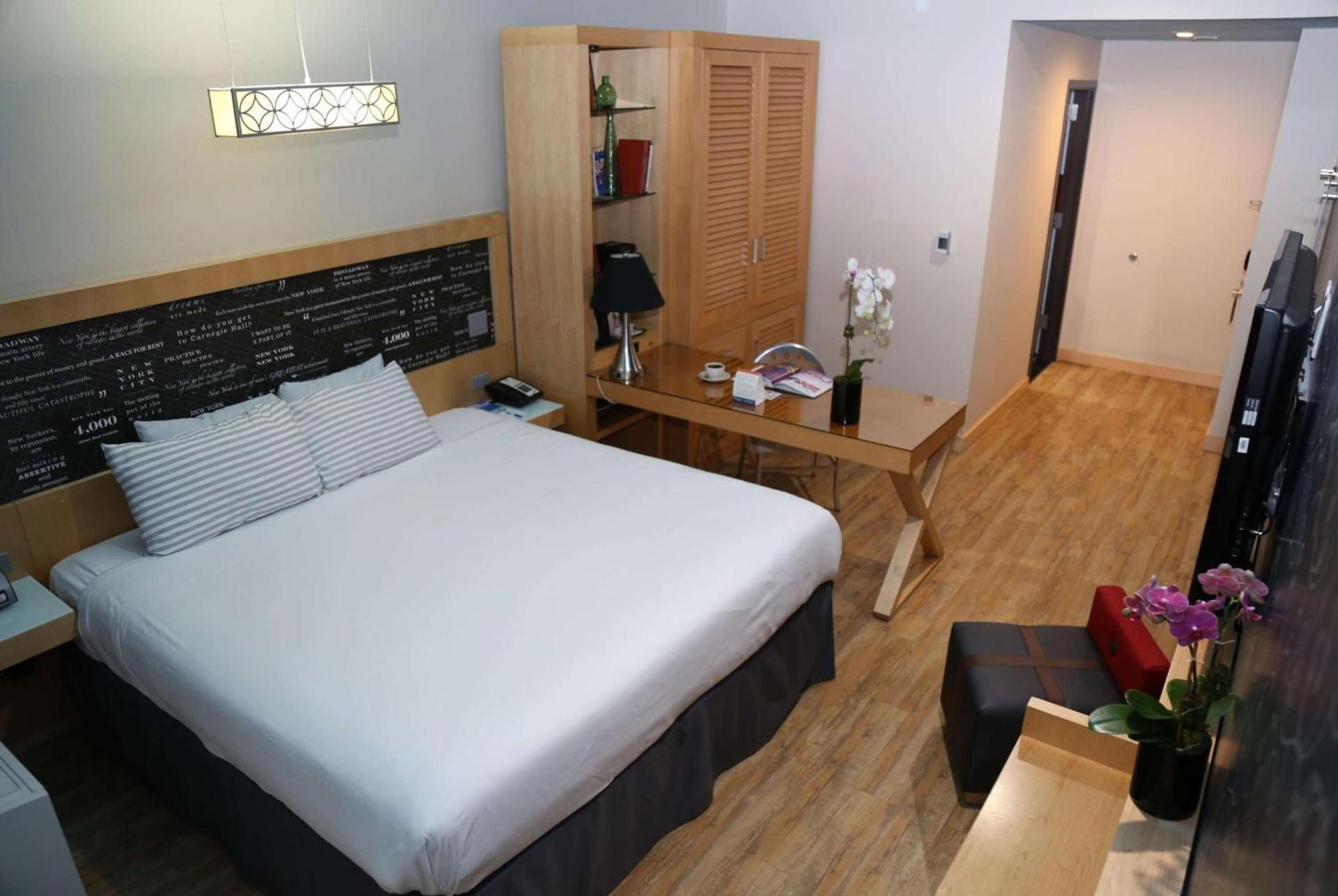 TRYP by Wyndham New York City Times Square - Midtown photo 30