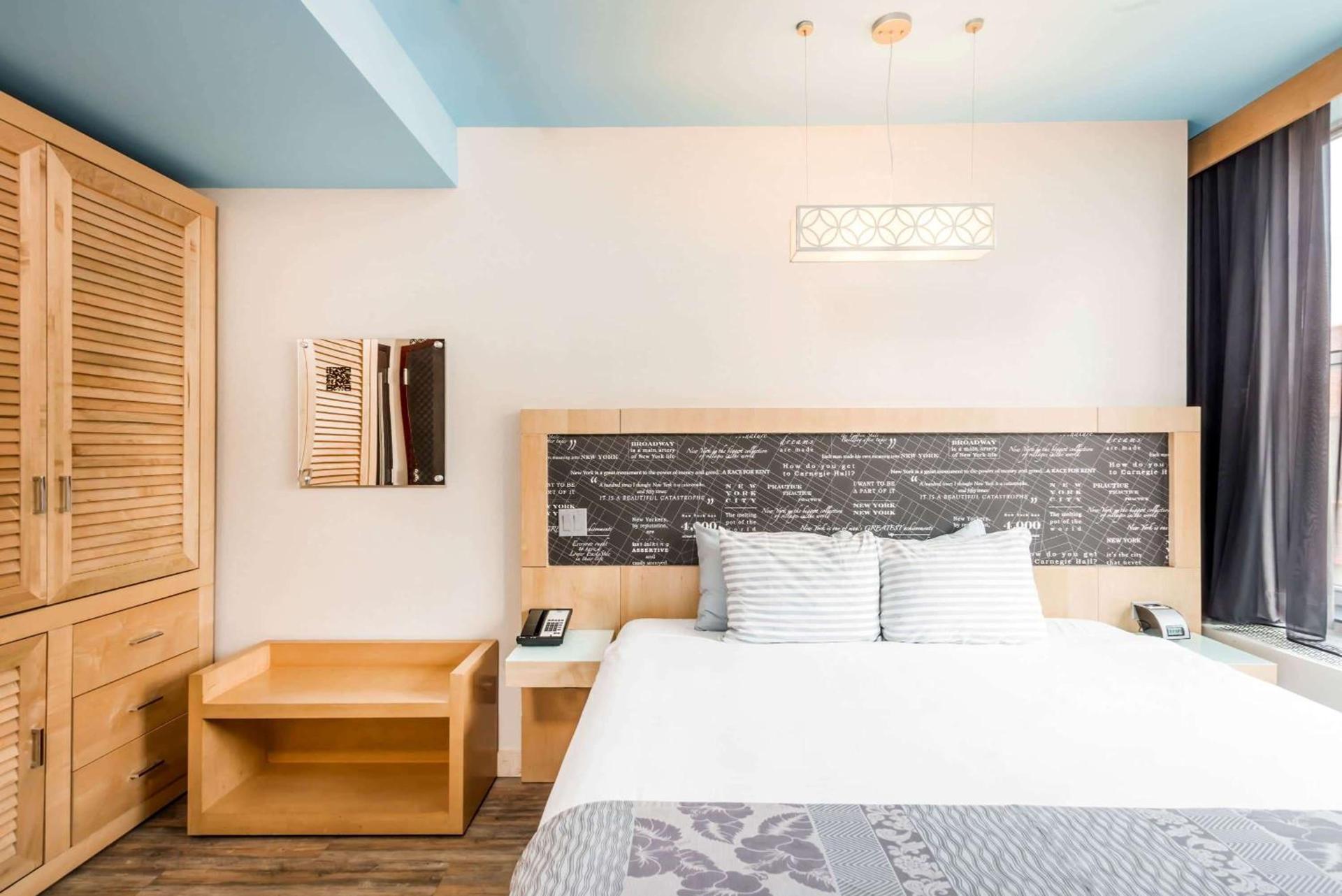 TRYP by Wyndham New York City Times Square - Midtown photo 23