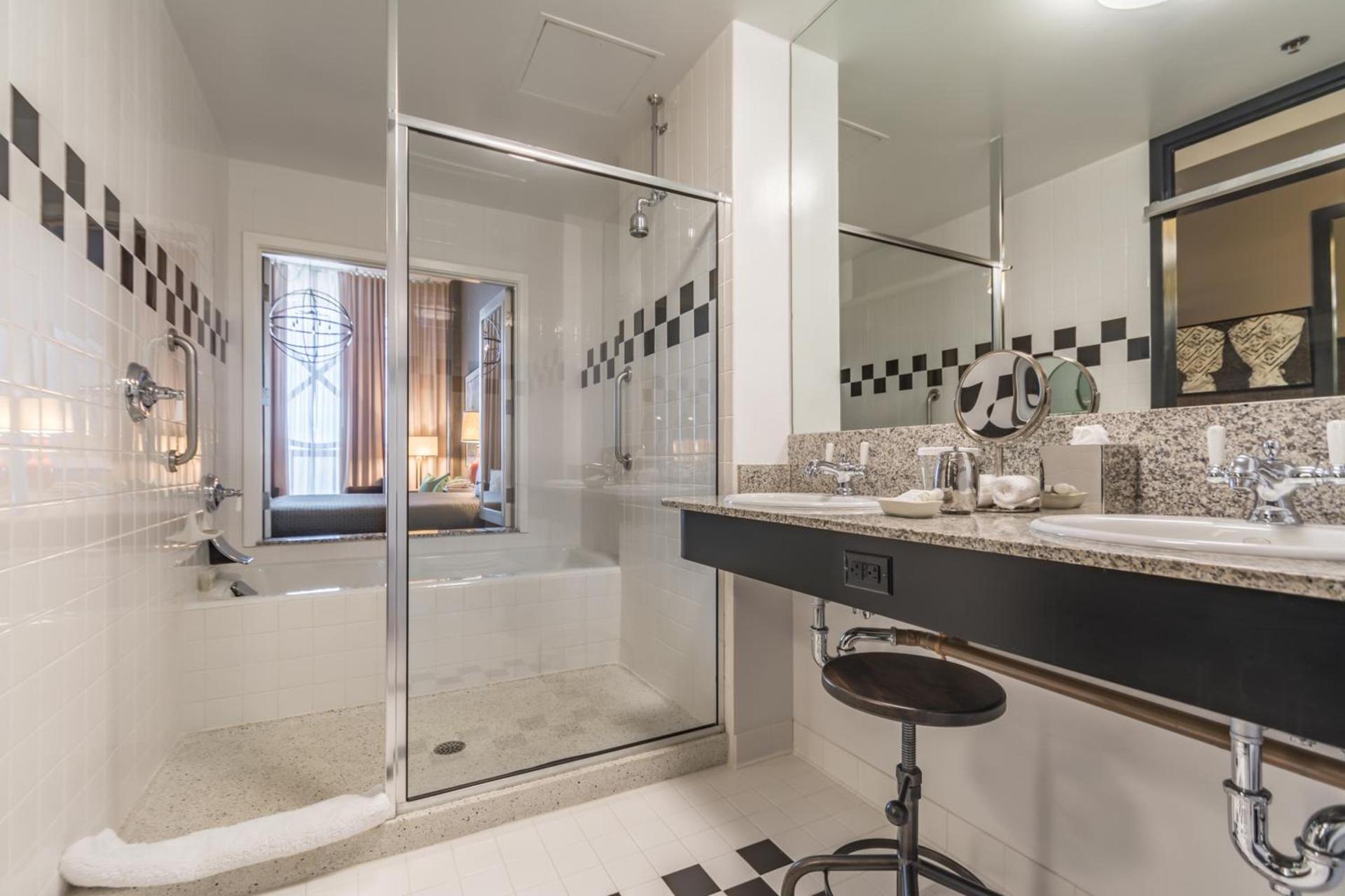 Proximity Hotel photo 32