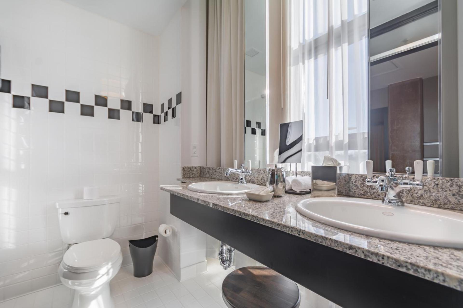 Proximity Hotel photo 17