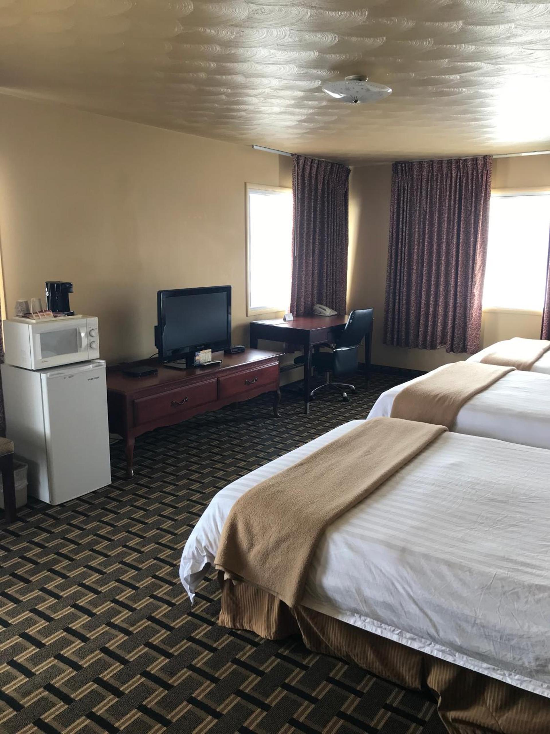 Travelodge by Wyndham Evanston photo 5
