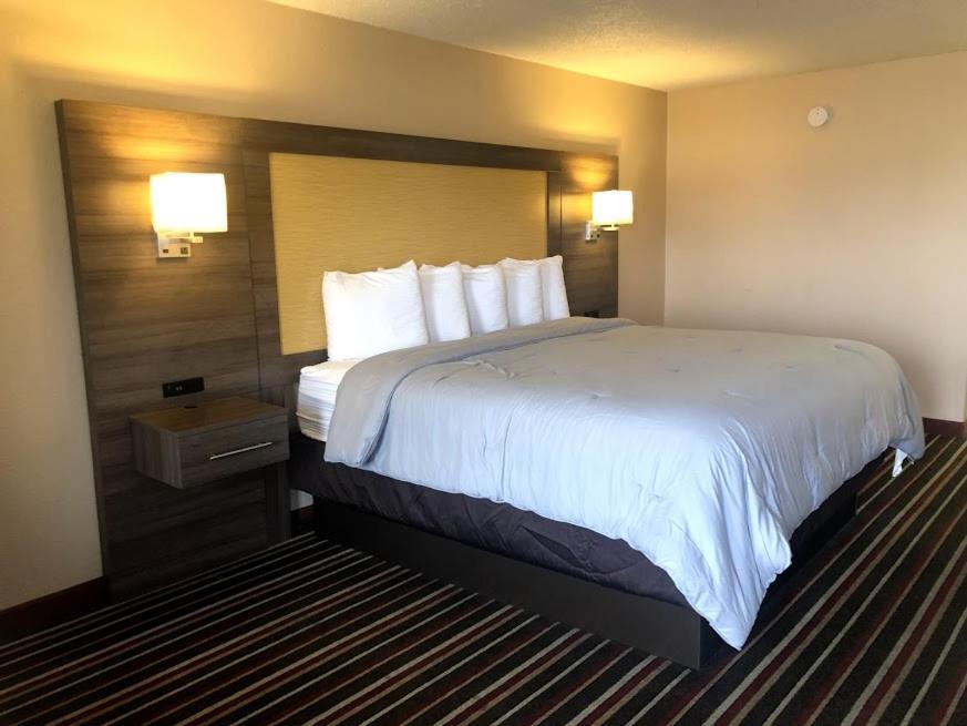 Legacy Inn - Gallatin photo 16