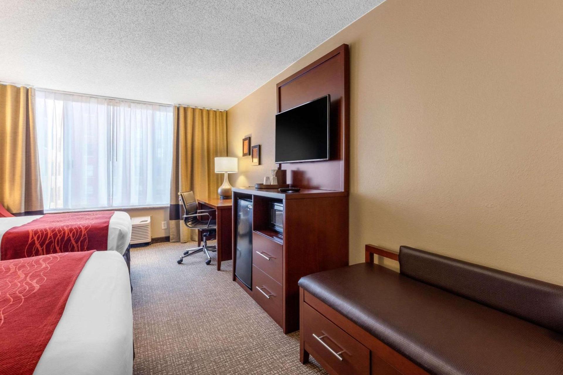 Comfort Inn Memphis Downtown photo 52