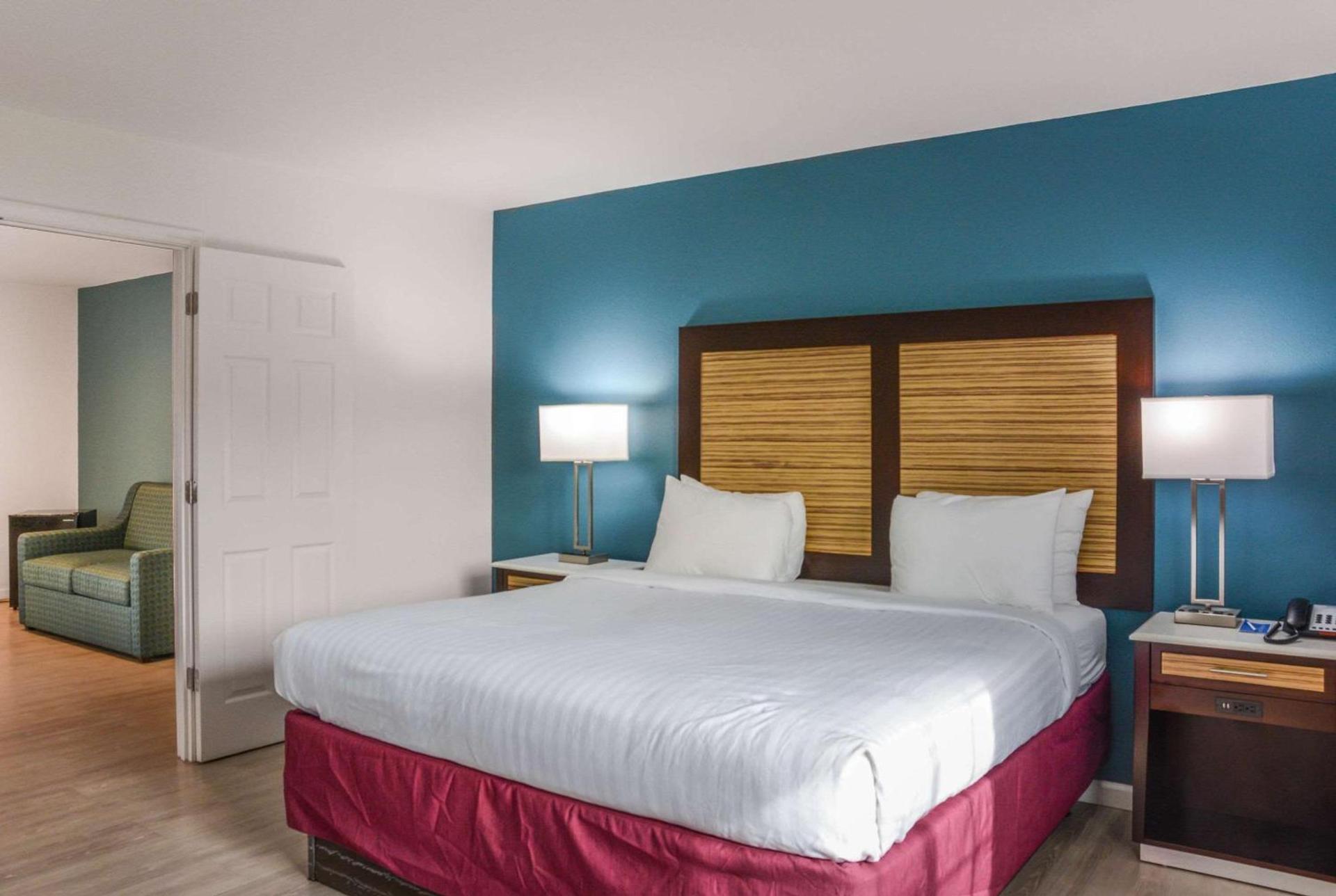 Rodeway Inn Milford photo 20