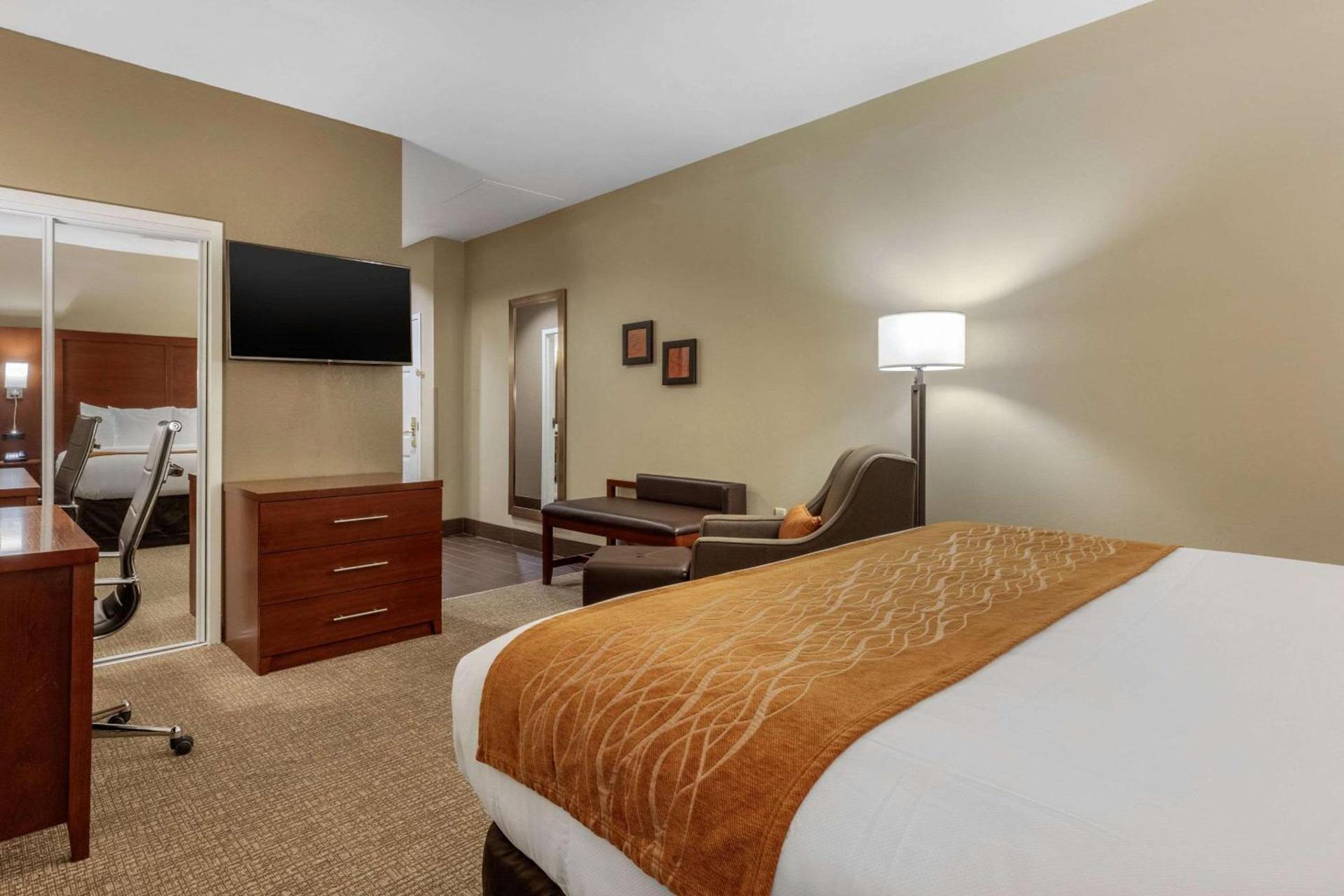 Comfort Inn Memphis Downtown photo 32