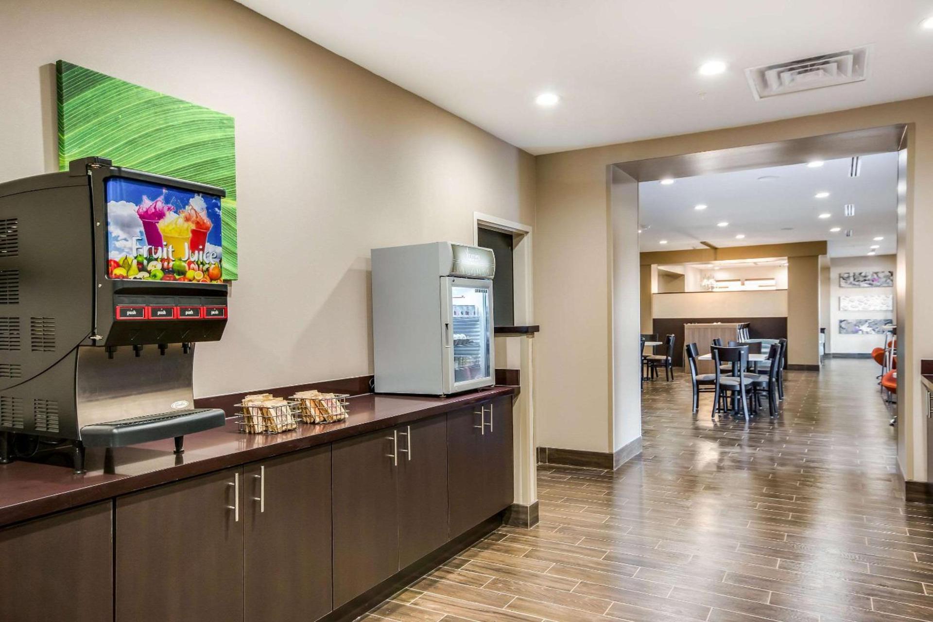 Sleep Inn & Suites Yukon Oklahoma City photo 45