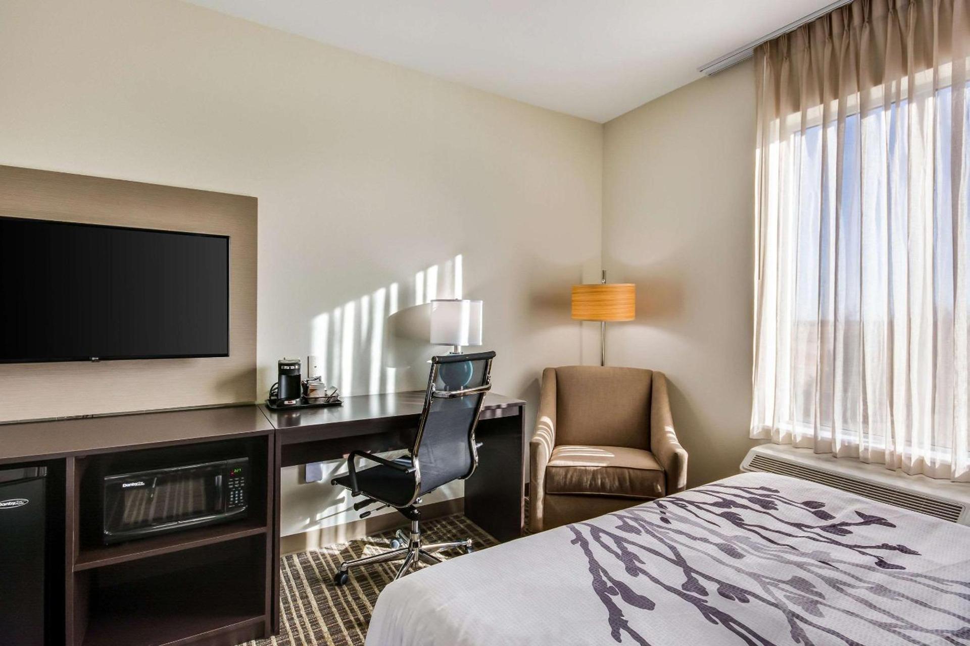 Sleep Inn & Suites Yukon Oklahoma City photo 21