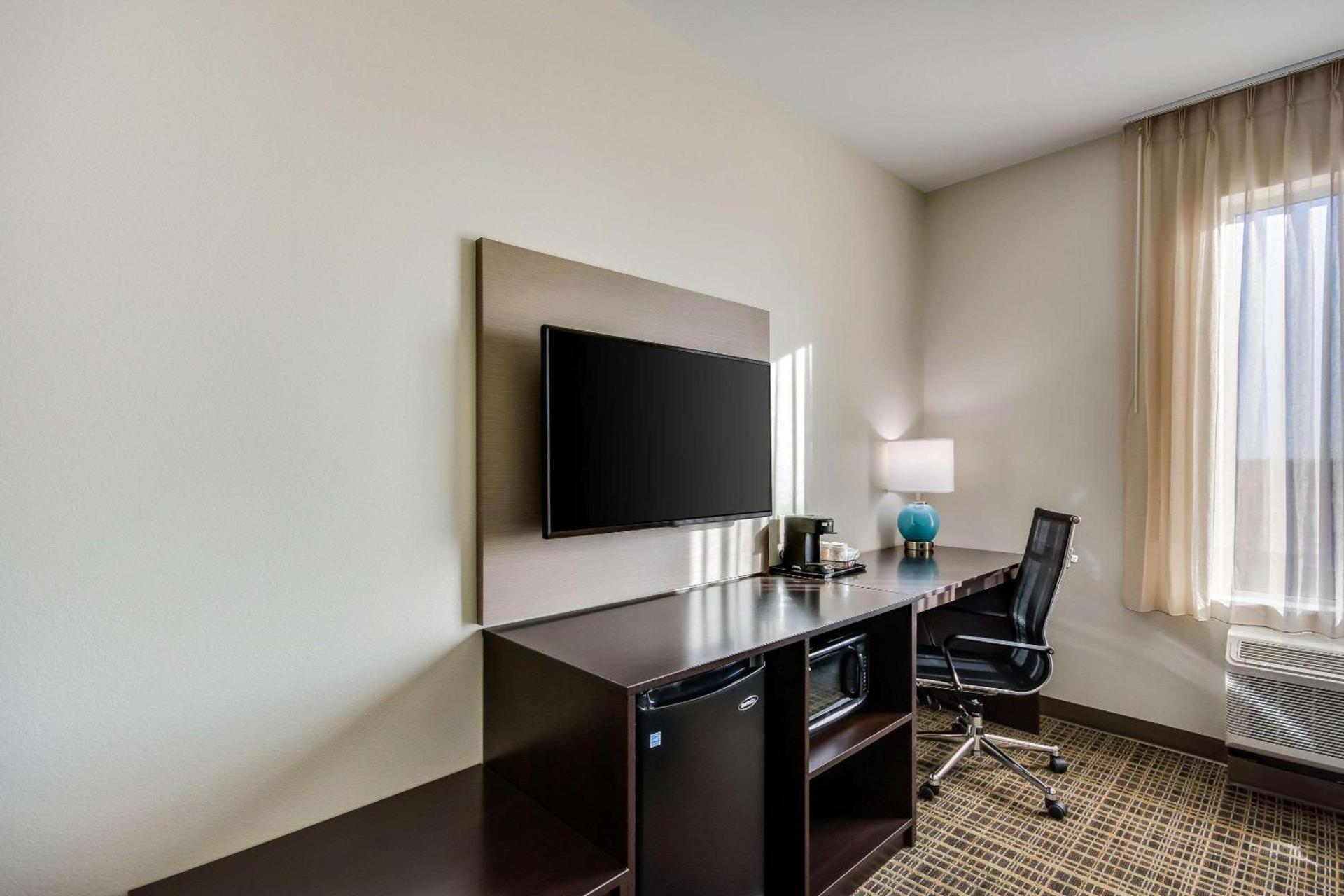Sleep Inn & Suites Yukon Oklahoma City photo 15