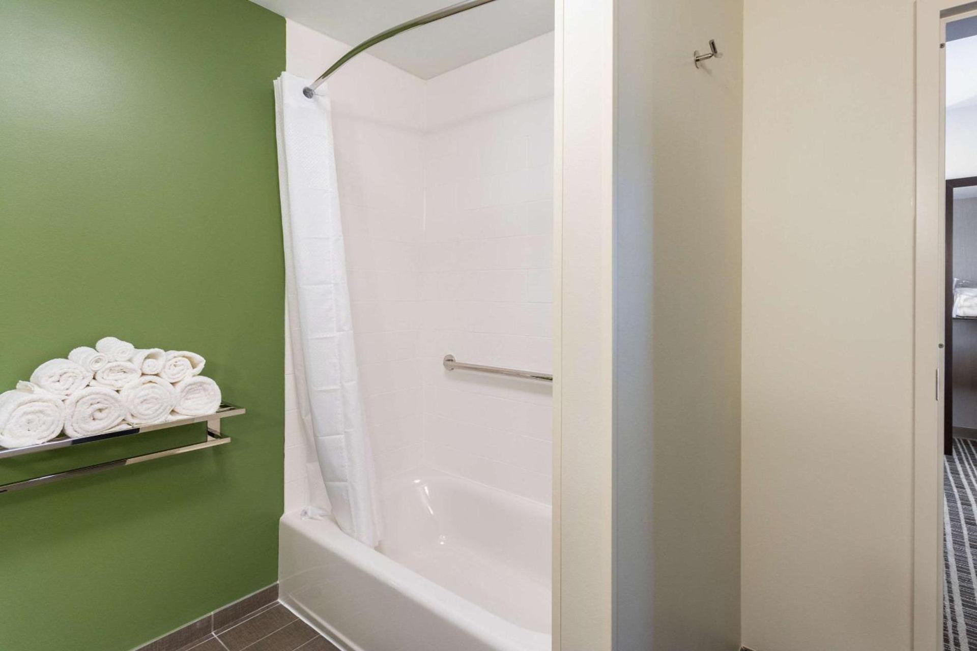 Sleep Inn & Suites Yukon Oklahoma City photo 23